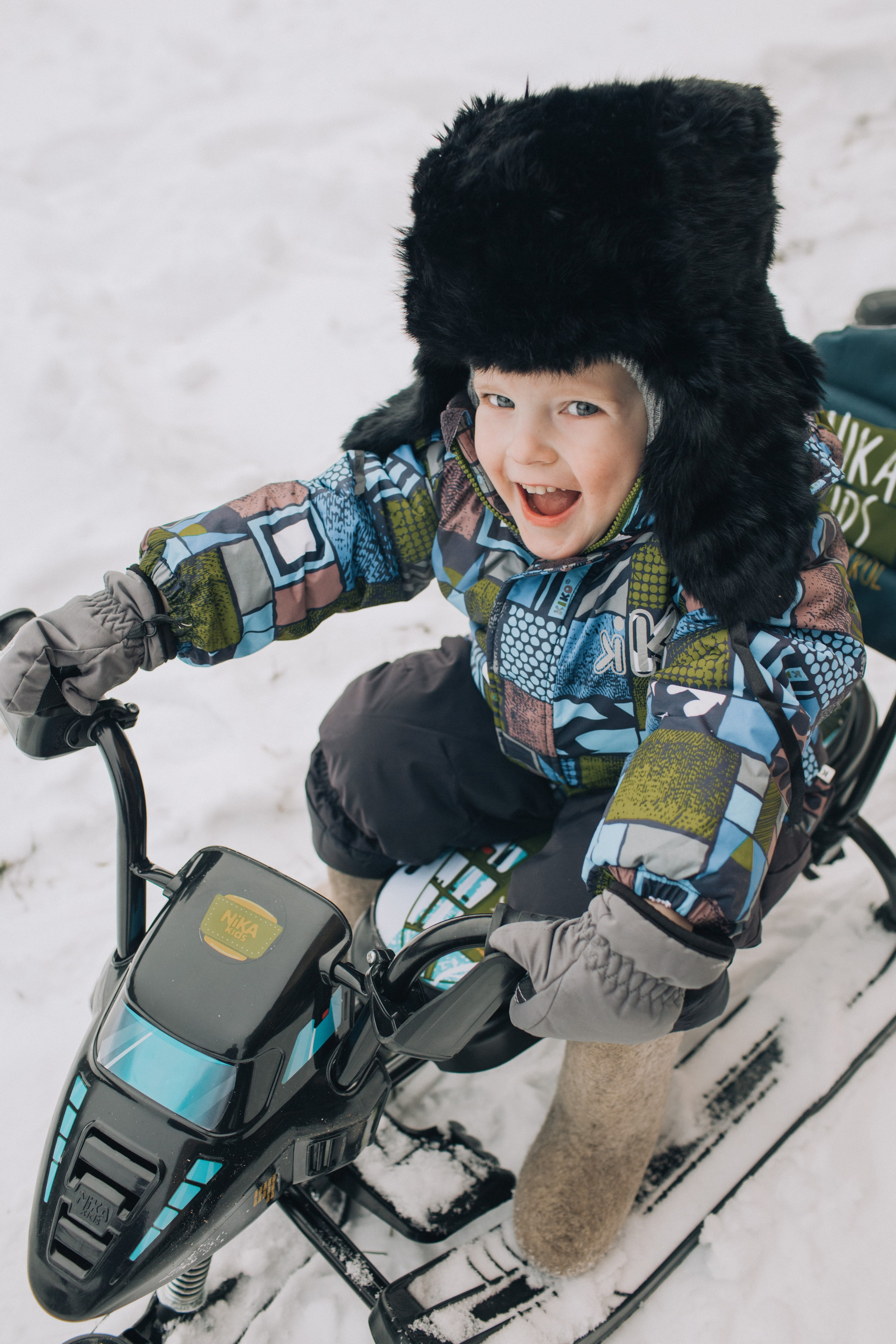 Женечка с семьей. Дачная история. Семейный фотограф Томск