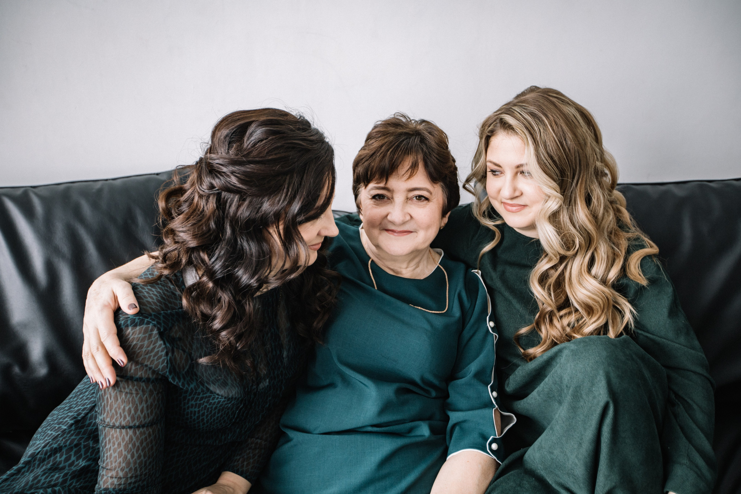 Настя, Маша и Мама. Главная