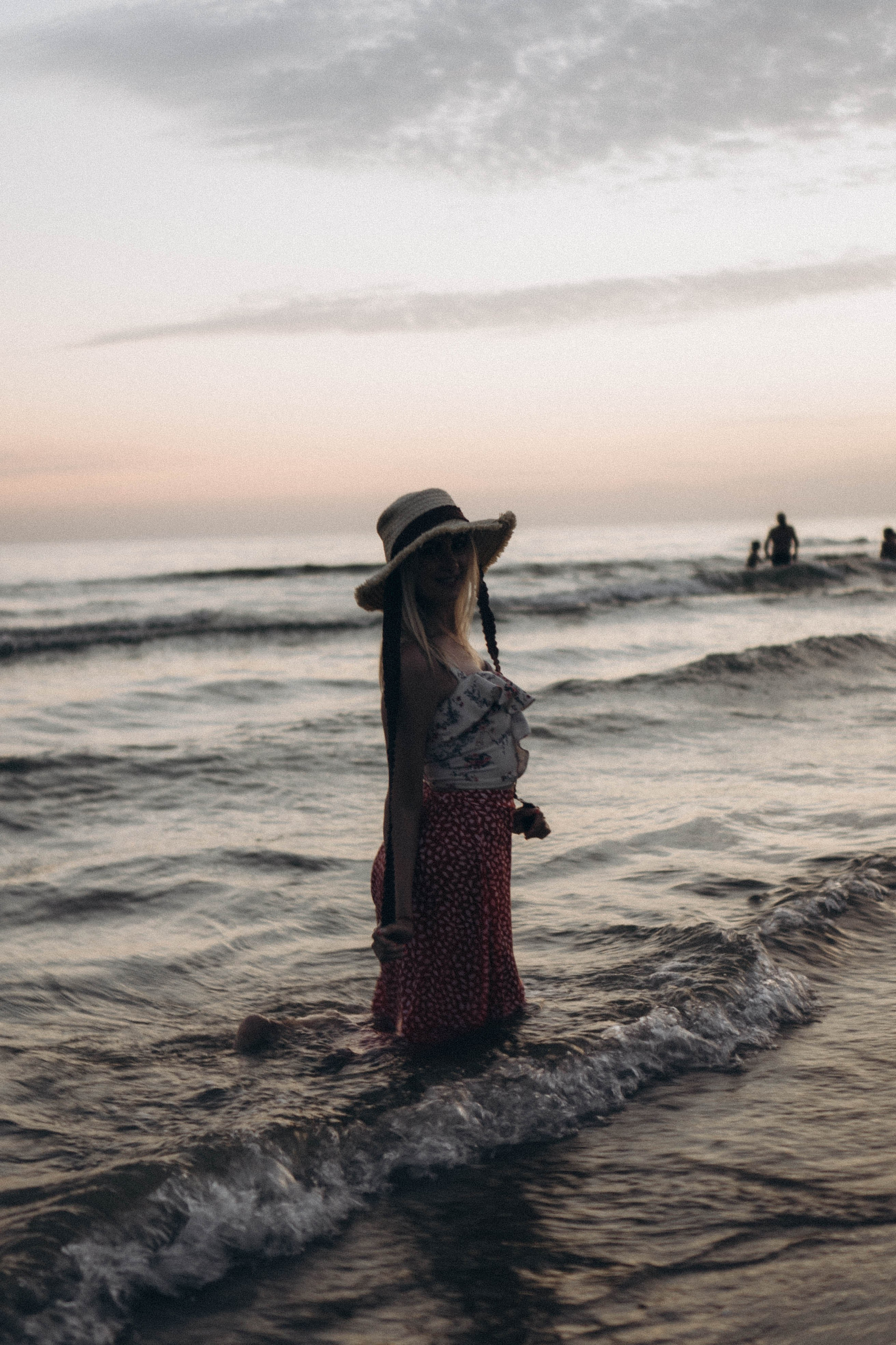 Июльский вечер на берегу черного моря. Профессиональный фотограф, Санкт-Петербург — Виктория Богомолова