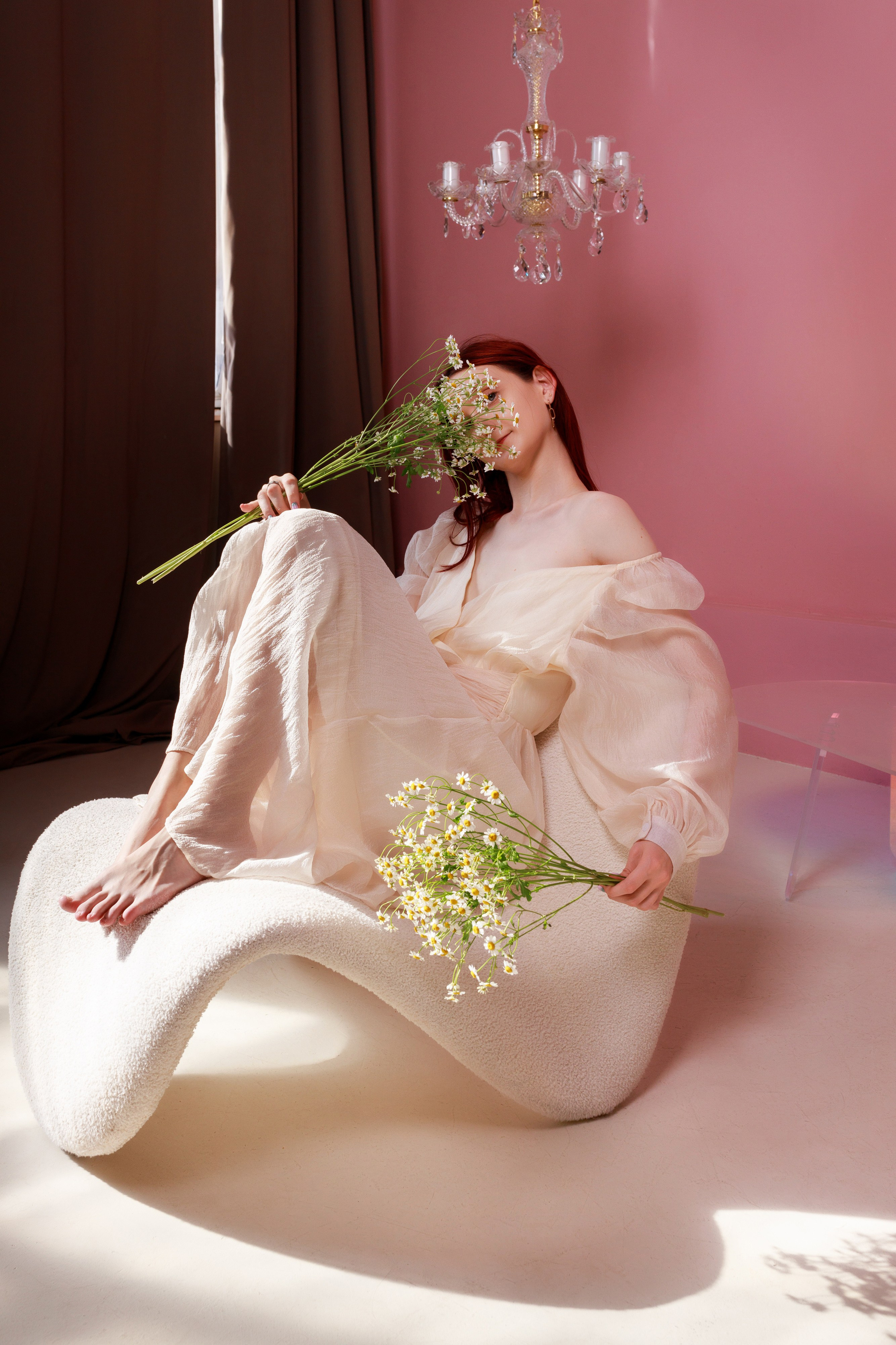 Алёна в розовом зале. Фотографии в Санкт-Петербурге и не только. Александр Колдин