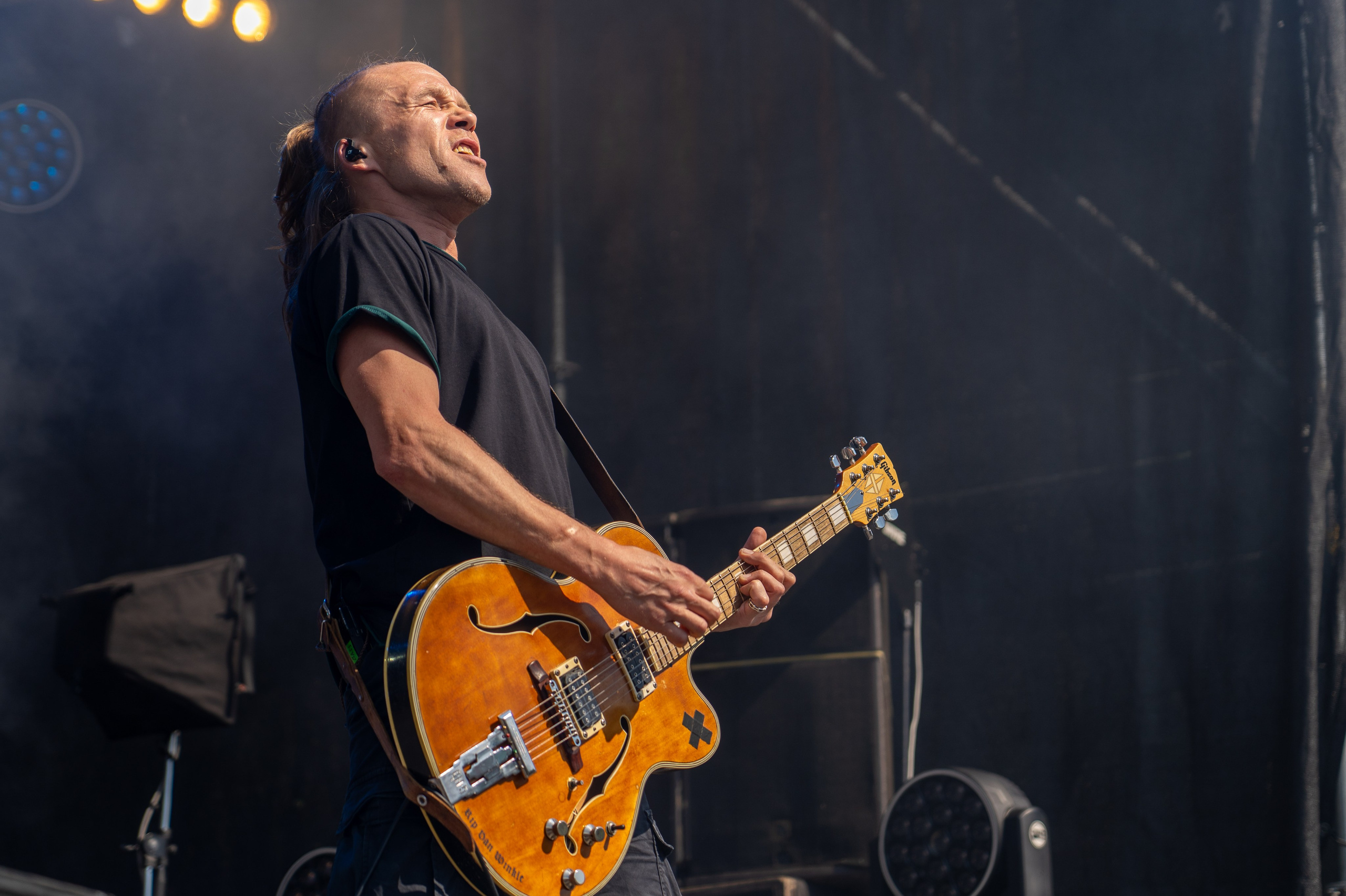 Пляж 2.4. Фотограф Денис Булавин