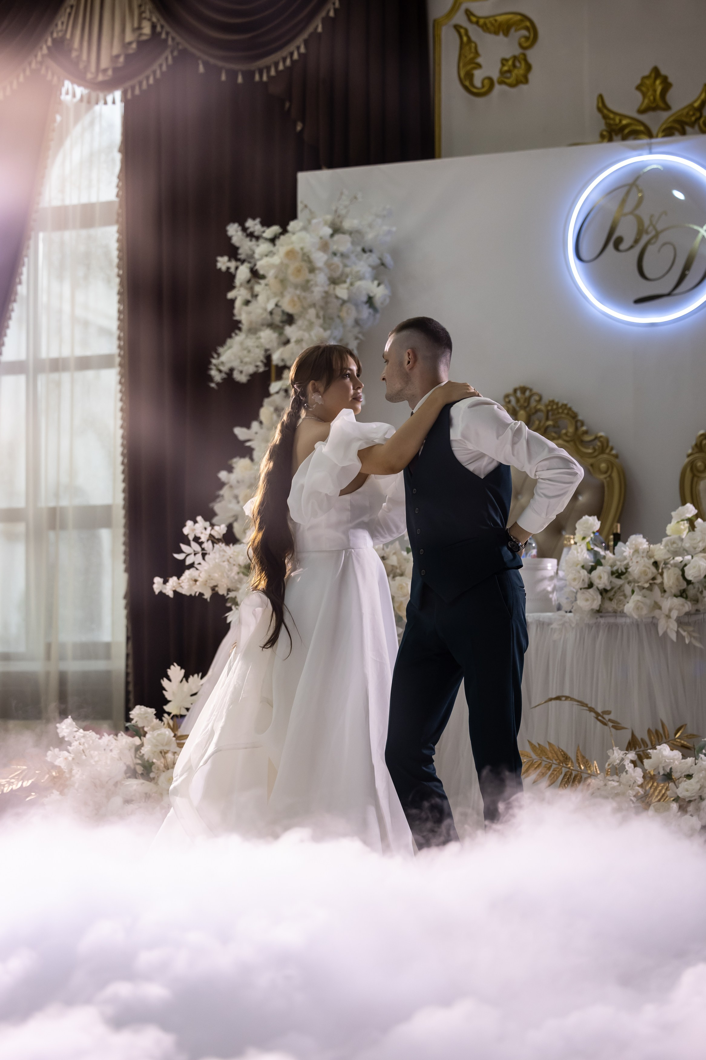 Vladislav & Daria. Фотограф свадебный, репортажный, индивидуальный, фото для маркетплейсов, брендов, автосалонов