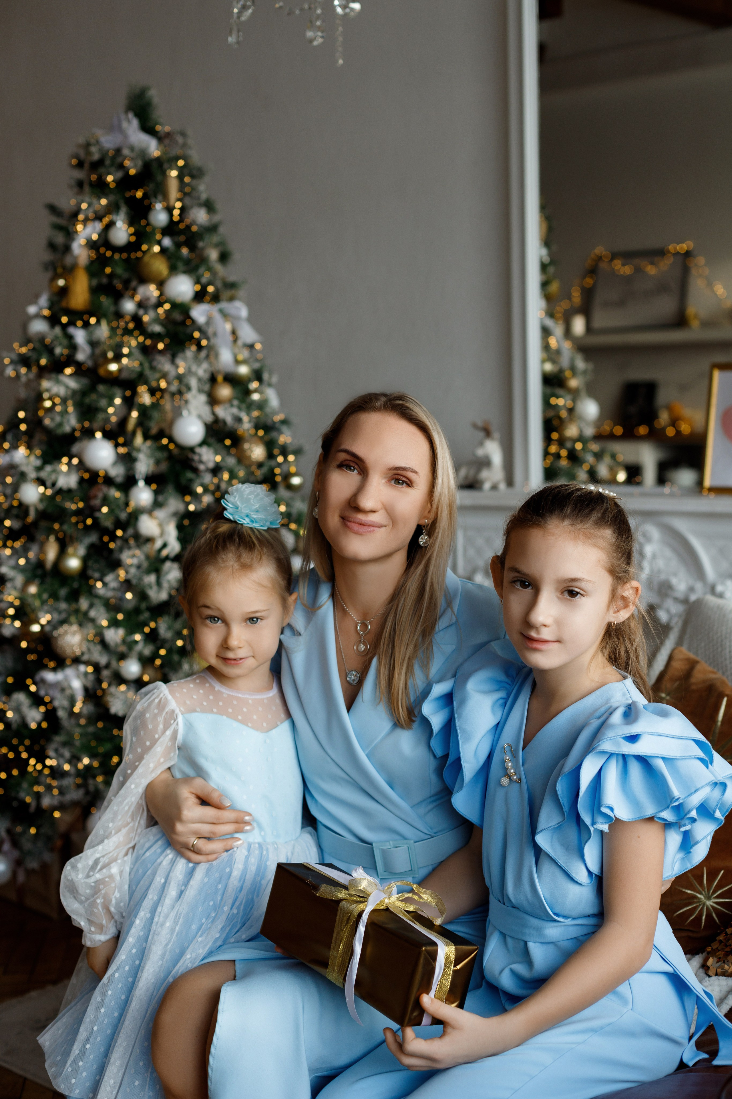 Семейная фотосессия в фотостудии Studio 33/13. Фотограф Александра Сыщенко