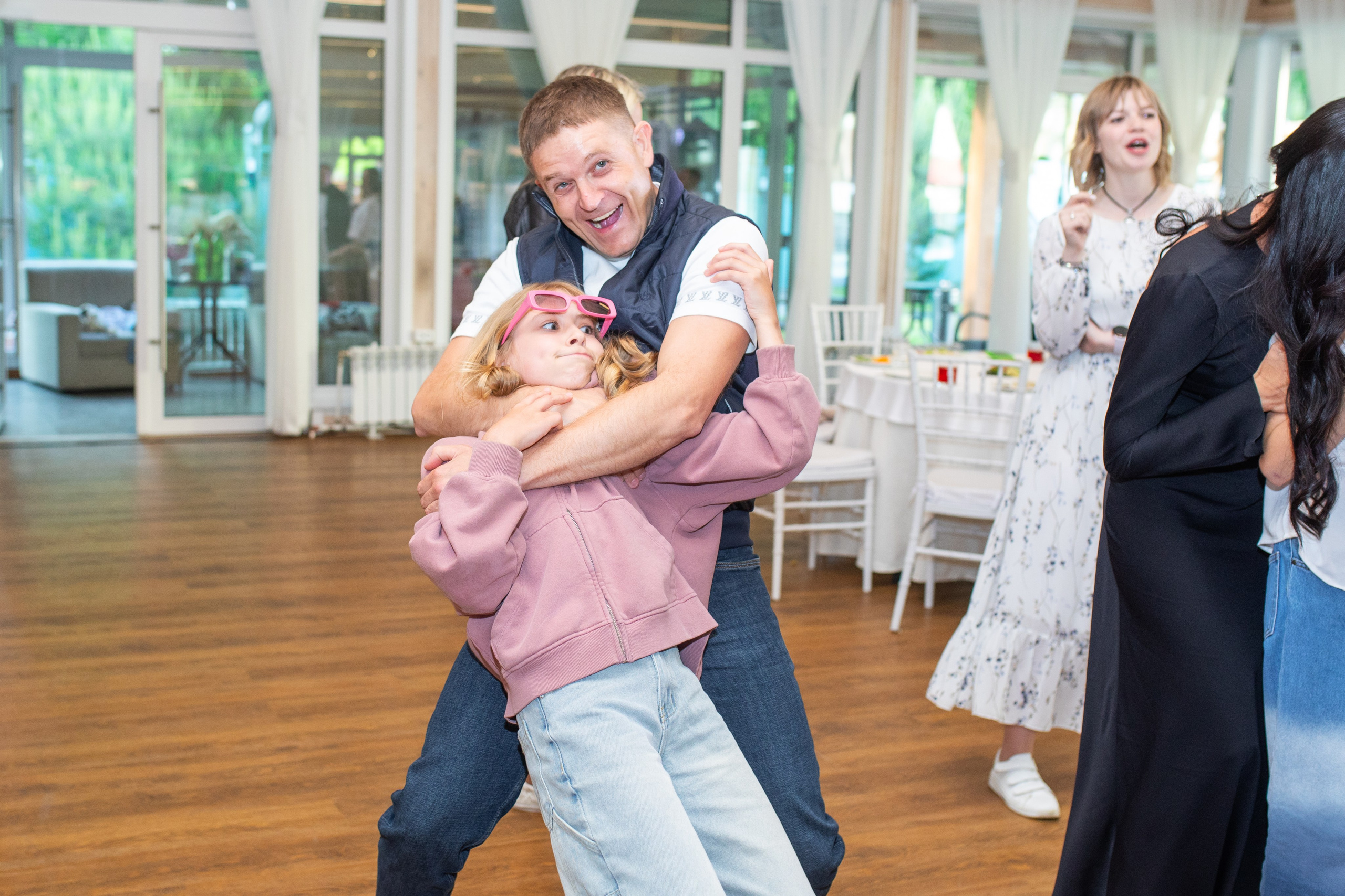 Выпуск 4 класс Сосновый бор. Фотограф в Новосибирске Ася Зверева