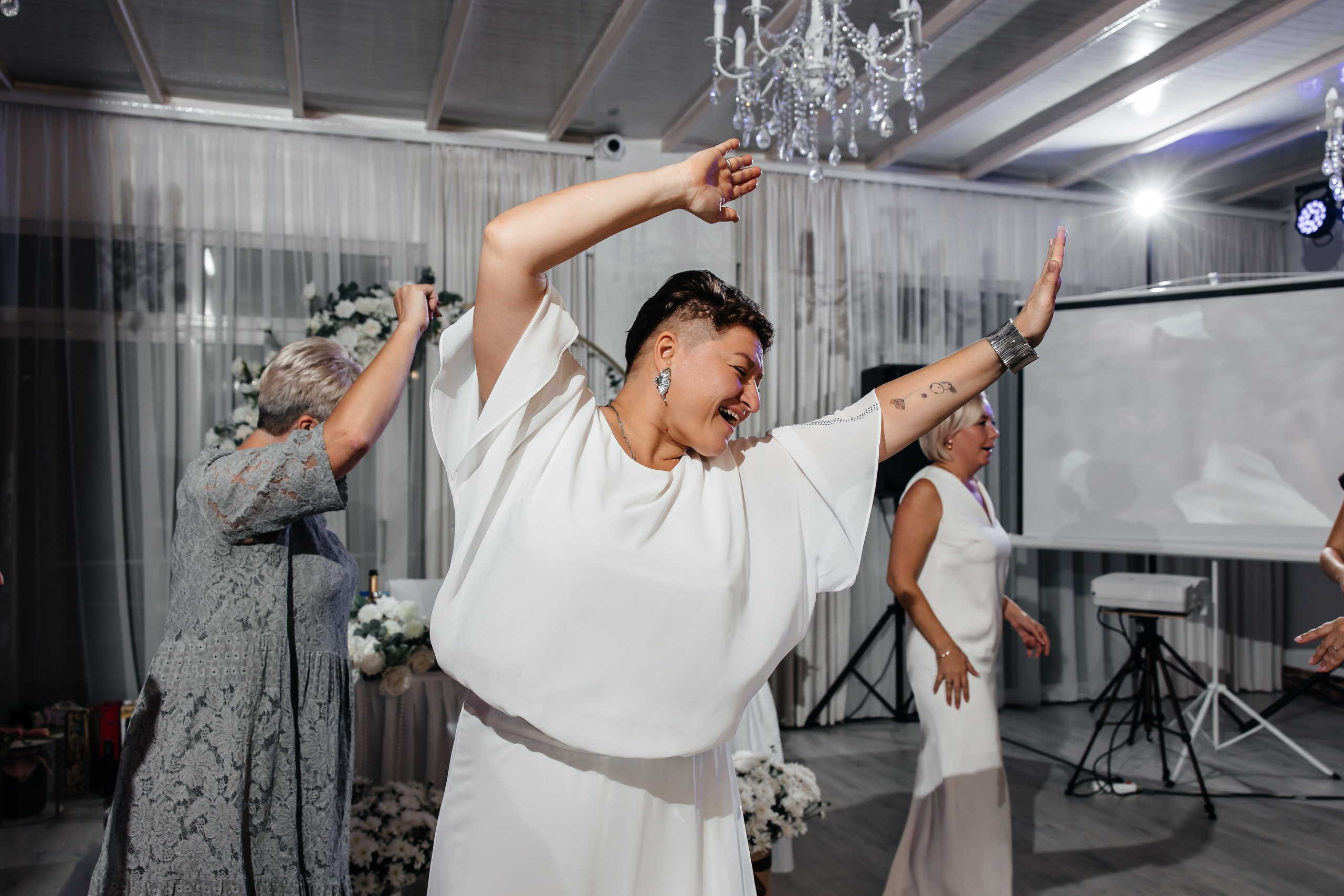 Анонс свадьбы для Яны и Юрия. Гаспра, Вилла Танго. Свадебный фотограф в Крыму и Севастополе Ольга Баскакова