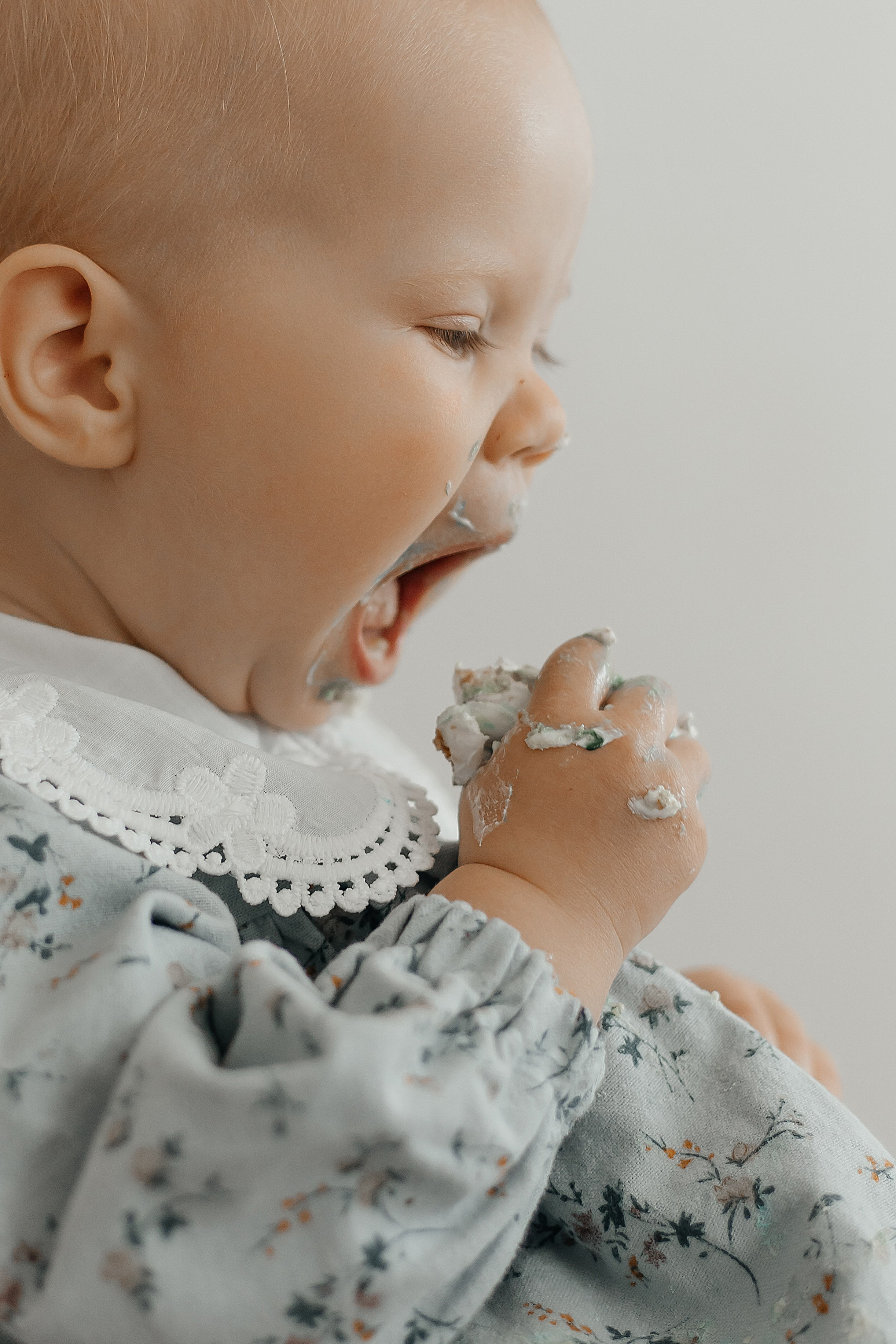 Ей уже годик. Фотограф в Белгороде Анастасия Веленгурская