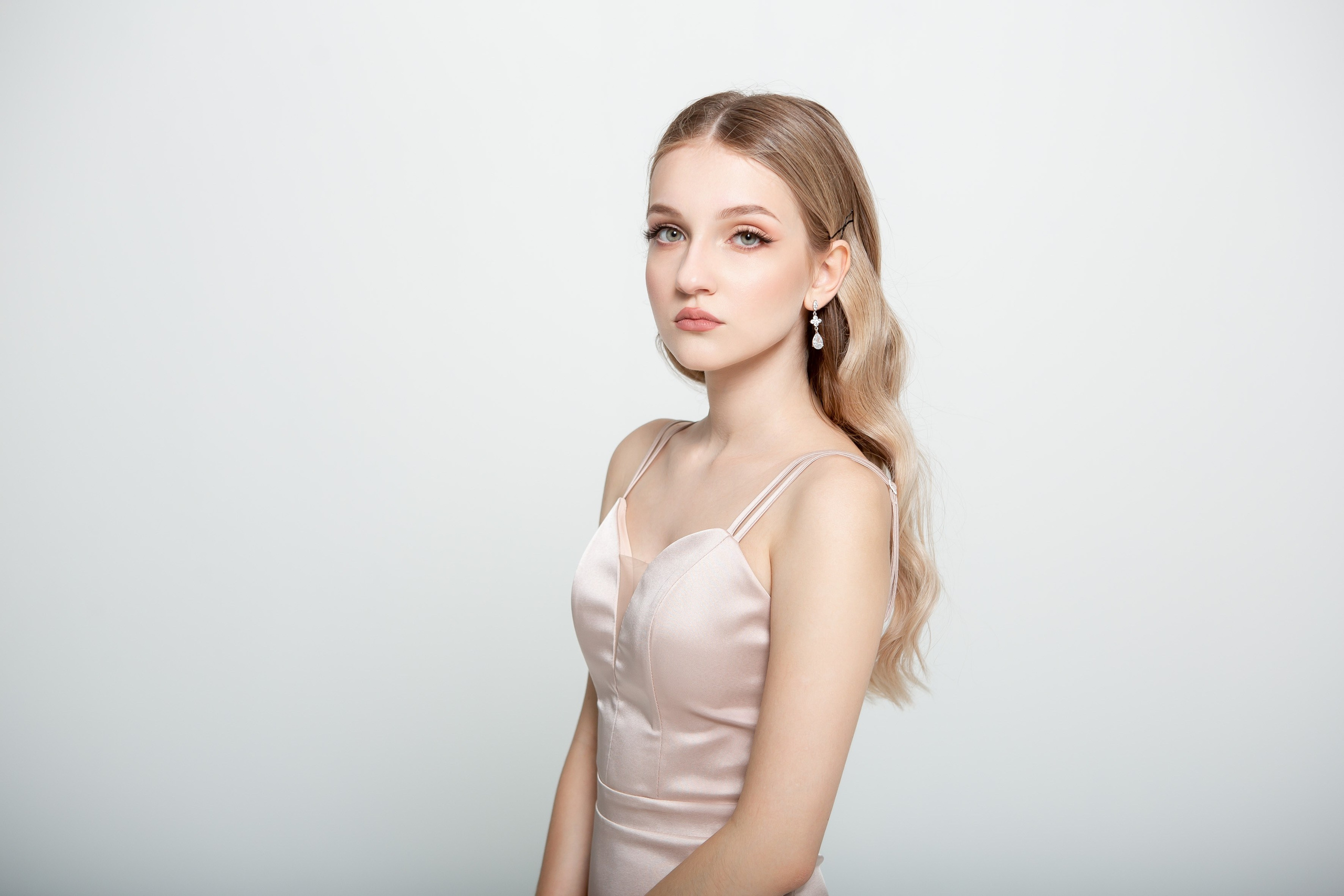 Выпускной девушки. Фотографии её и членов семьи. Свадебный и портретный Фотограф в Липецке Дмитрий Котюков