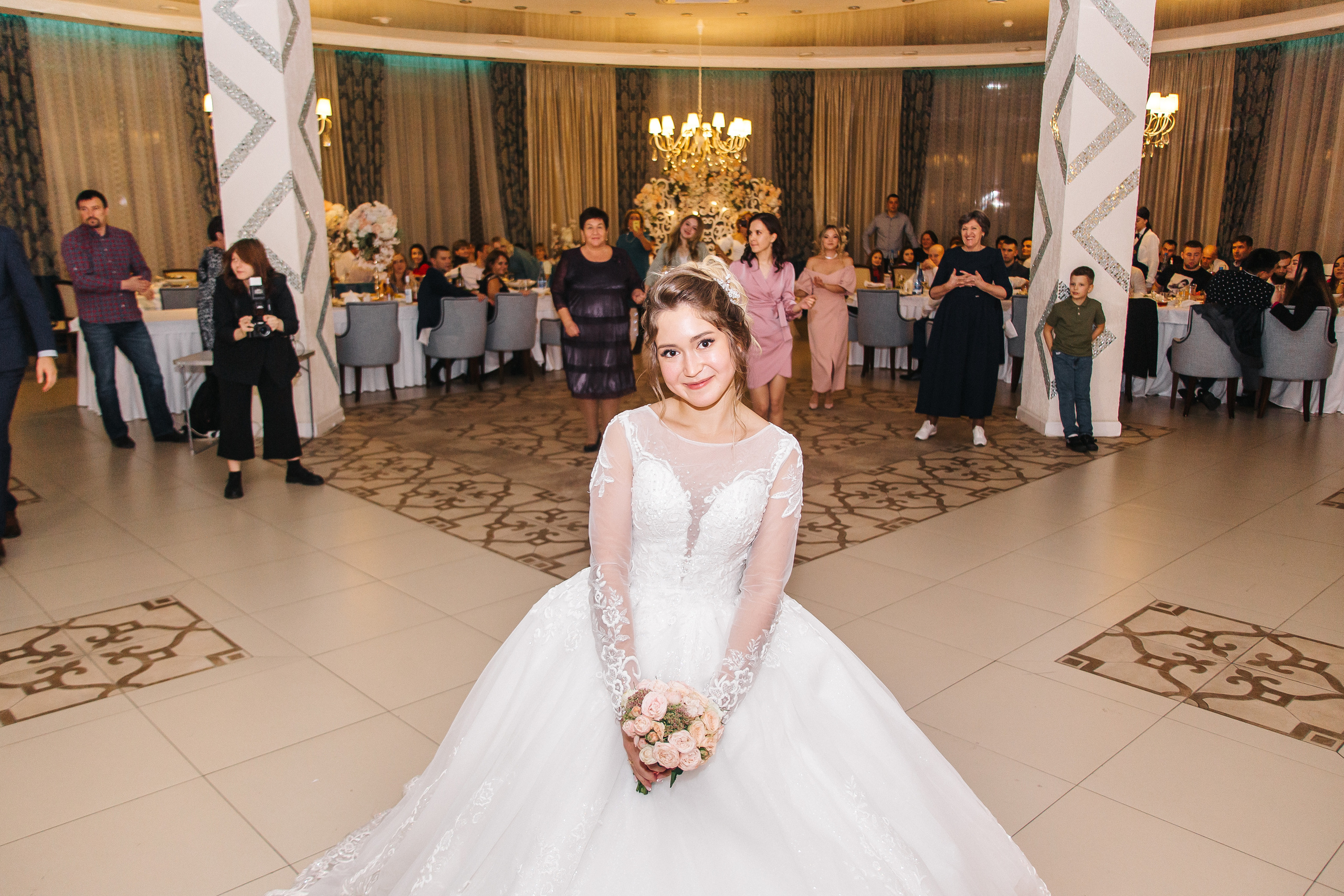 Свадьба Екатерины и Тимофея. Банкет. Фотограф в Красноярске Оксана Мазун