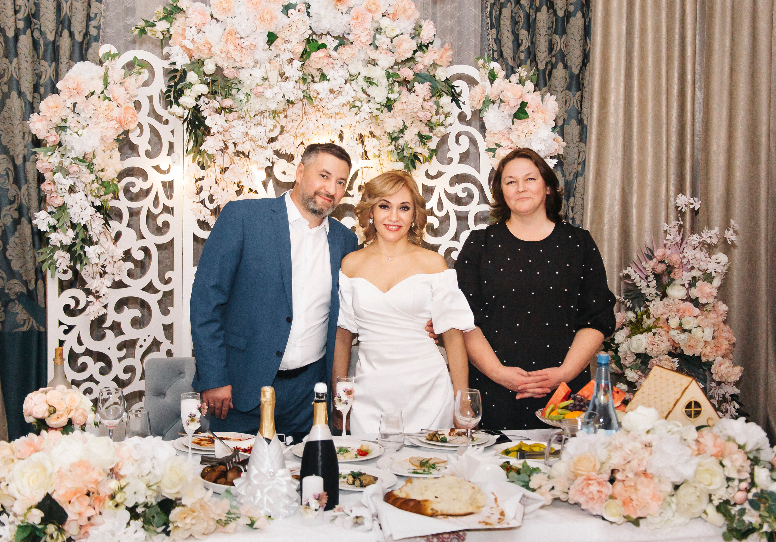 Свадьба Екатерины и Тимофея. Банкет. Фотограф в Красноярске Оксана Мазун