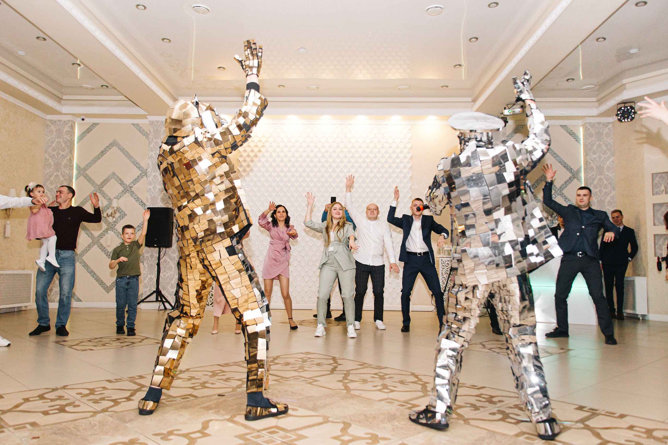 Свадьба Екатерины и Тимофея. Банкет. Фотограф в Красноярске Оксана Мазун