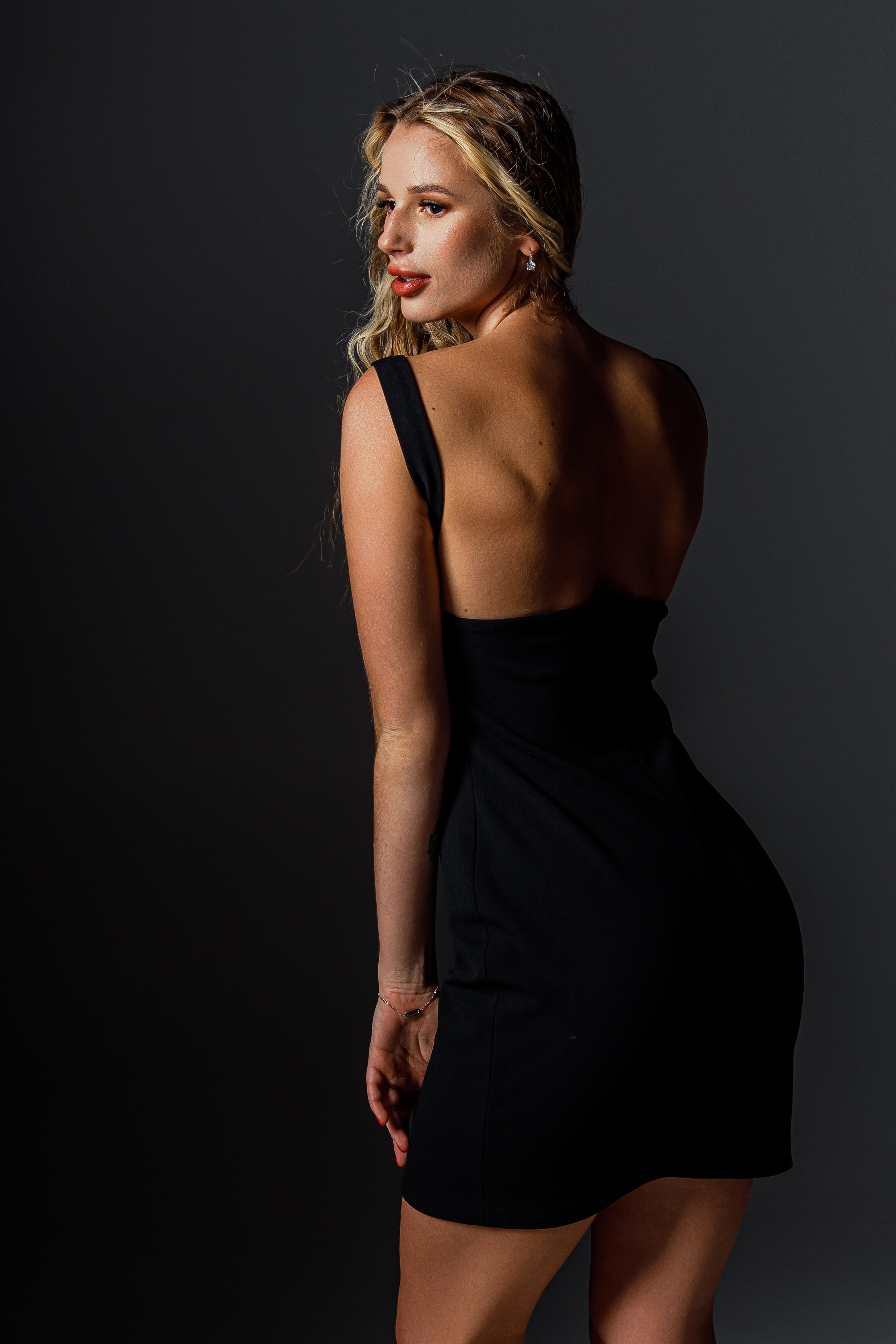 ОЛЯ. Фотограф в Краснодаре Воронина Елена