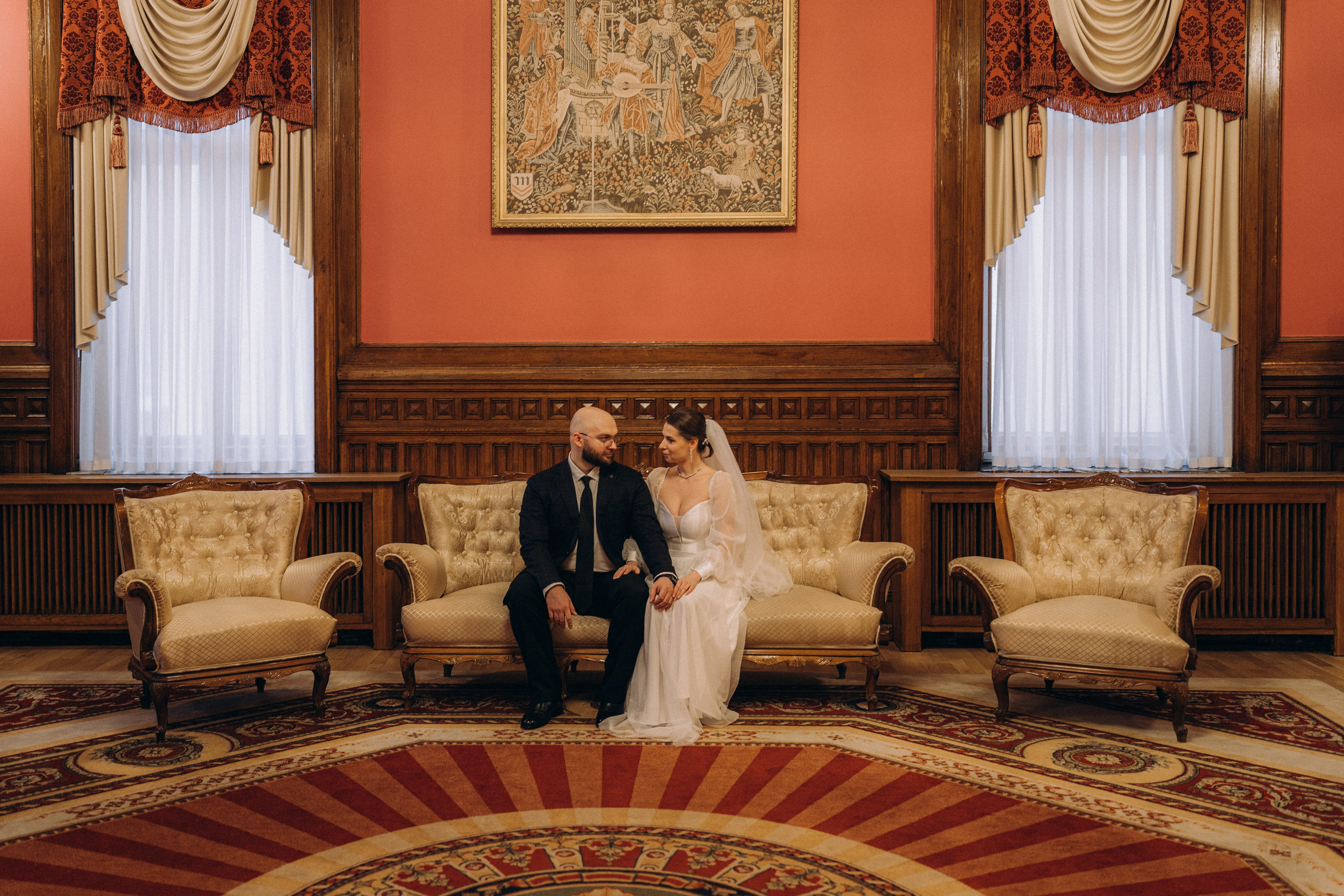 СВАДЕБНАЯ СЬЕМКА ВО ВТОРОМ ДВОРЦЕ (ДЕКАБРЬ) ТАКЖЕ СЬЕМКА В СТУДИИ НА ЧЕРНЫШЕВСКОЙ. Профессиональный фотограф, Санкт-Петербург — Виктория Богомолова