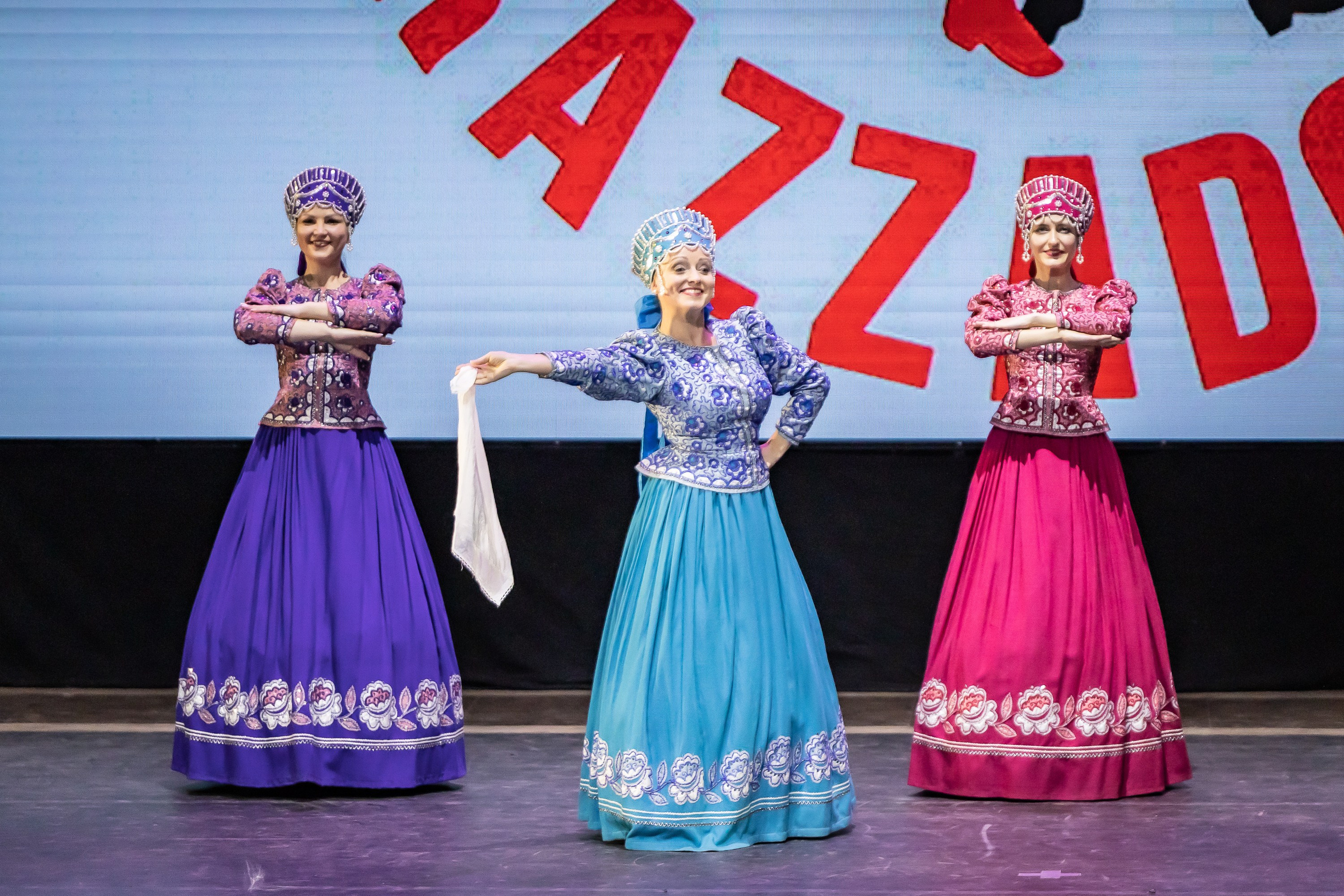 Концерт ансамбля народного такца «Раззадоры». Фотограф Владимир Охрименко