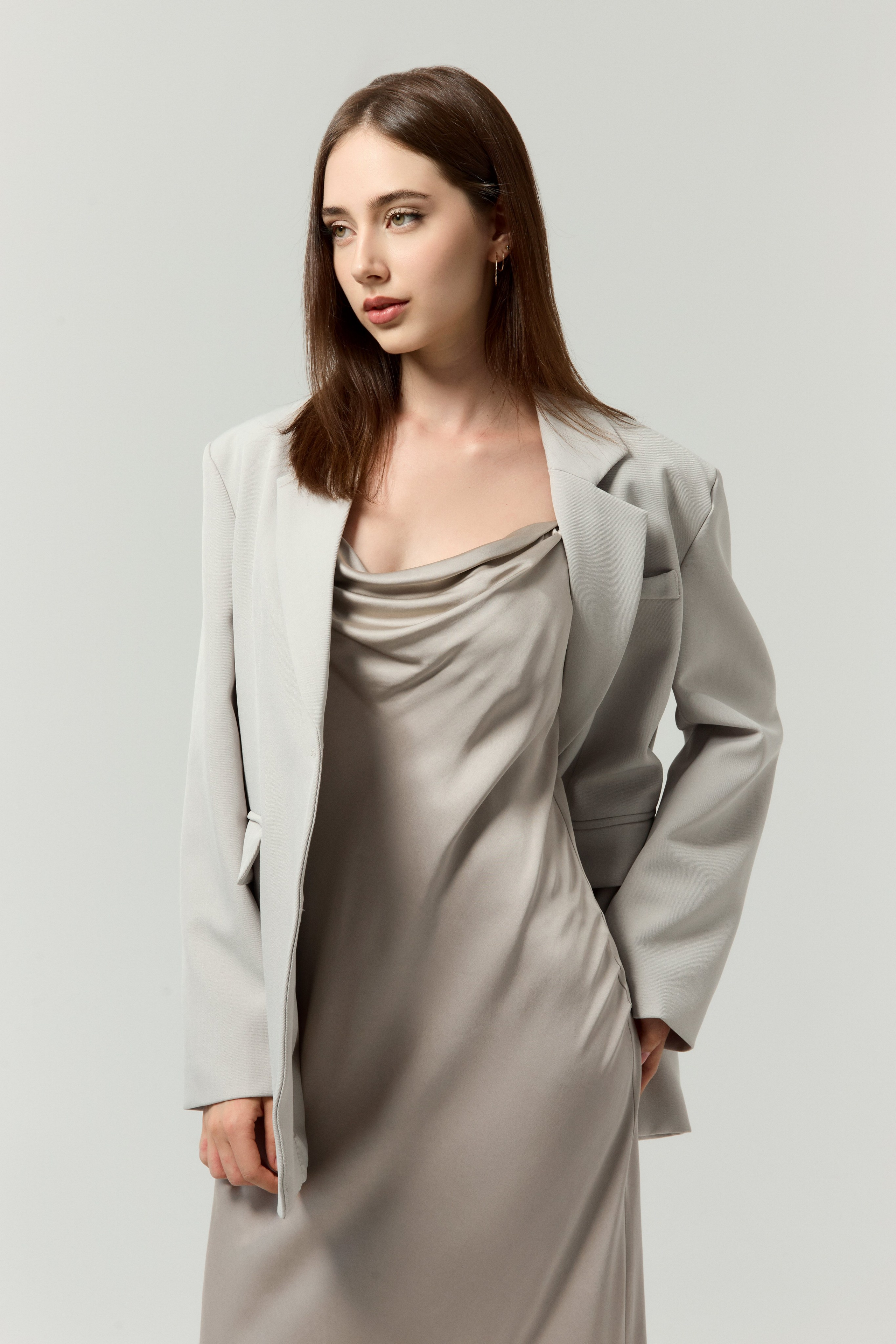 Дарья Глухова. Съёмка одежды для маркетплейсов и брендов Morozova Production