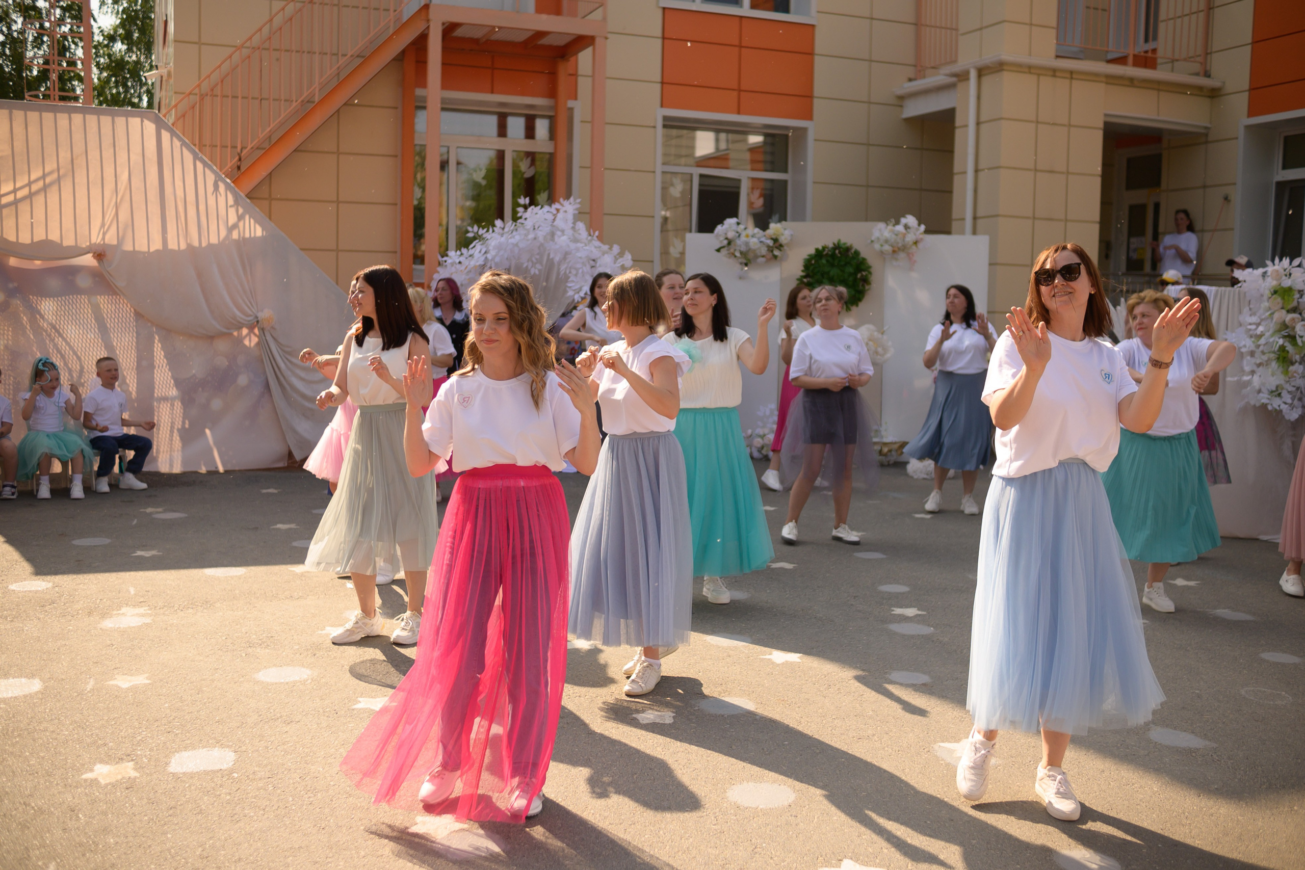 Репортаж выпускного группа «Фантазёры» 3 садик. Фотограф новорожденных, семейный детский в Тюмени Татьяна Морозова