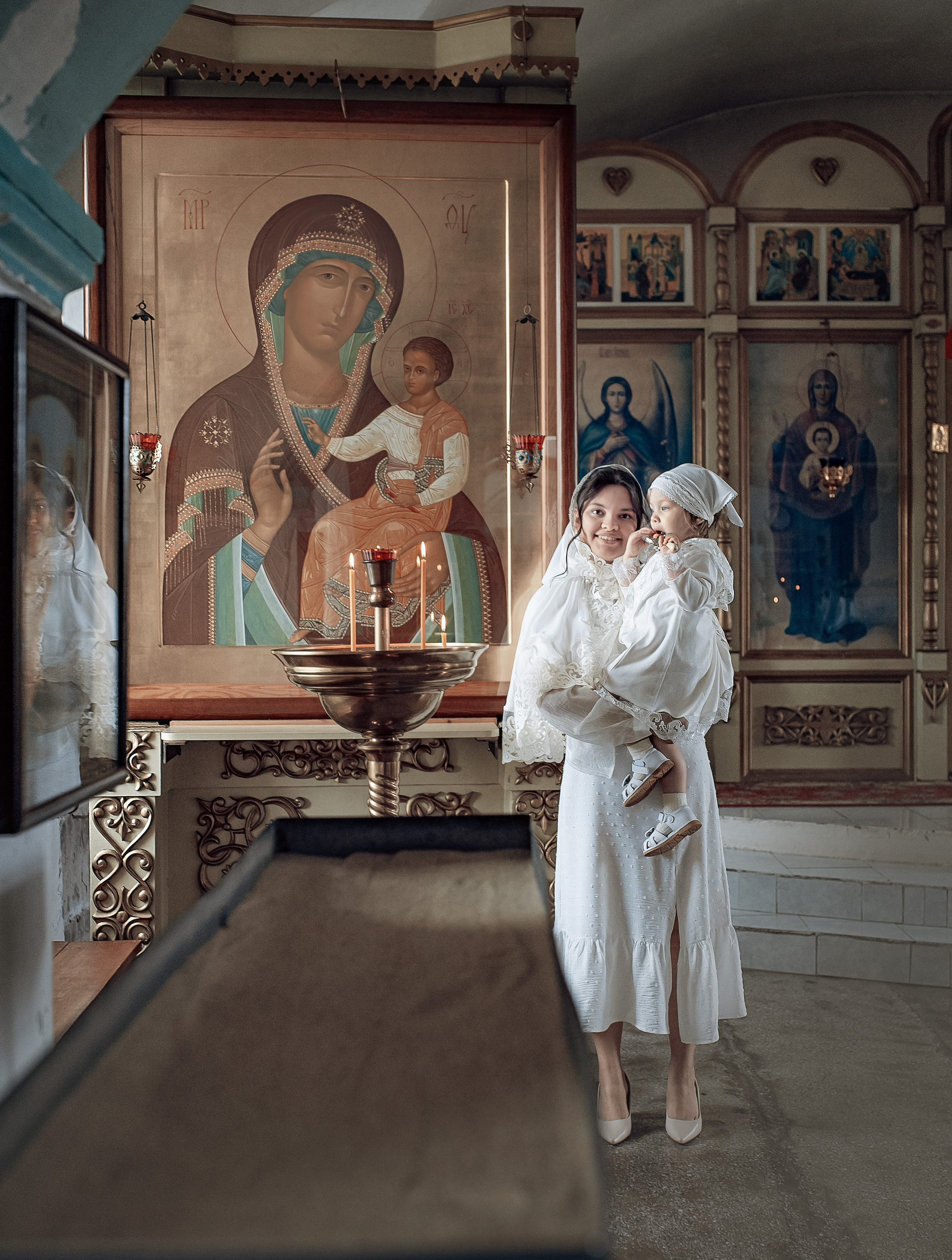 Крещение Машеньки в Свято-Троицком соборе Емельяново. Фотографы крещения/венчания  Красноярск Татьяна и Вячеслав Переваловы