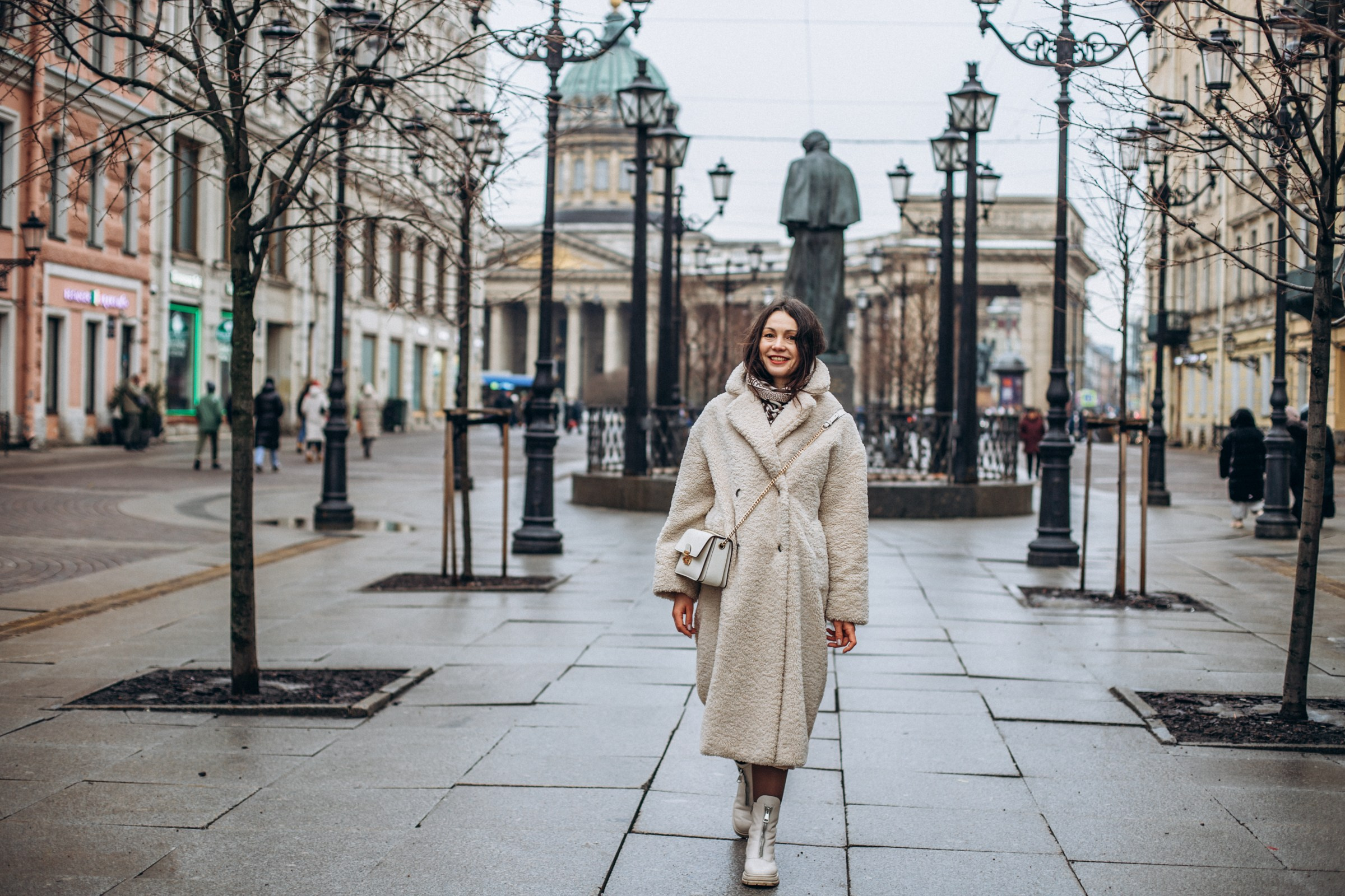 Светлана в феврале. Фотопрогулка в Петербурге. Индивидуальный и семейный фотограф в Санкт-Петербурге