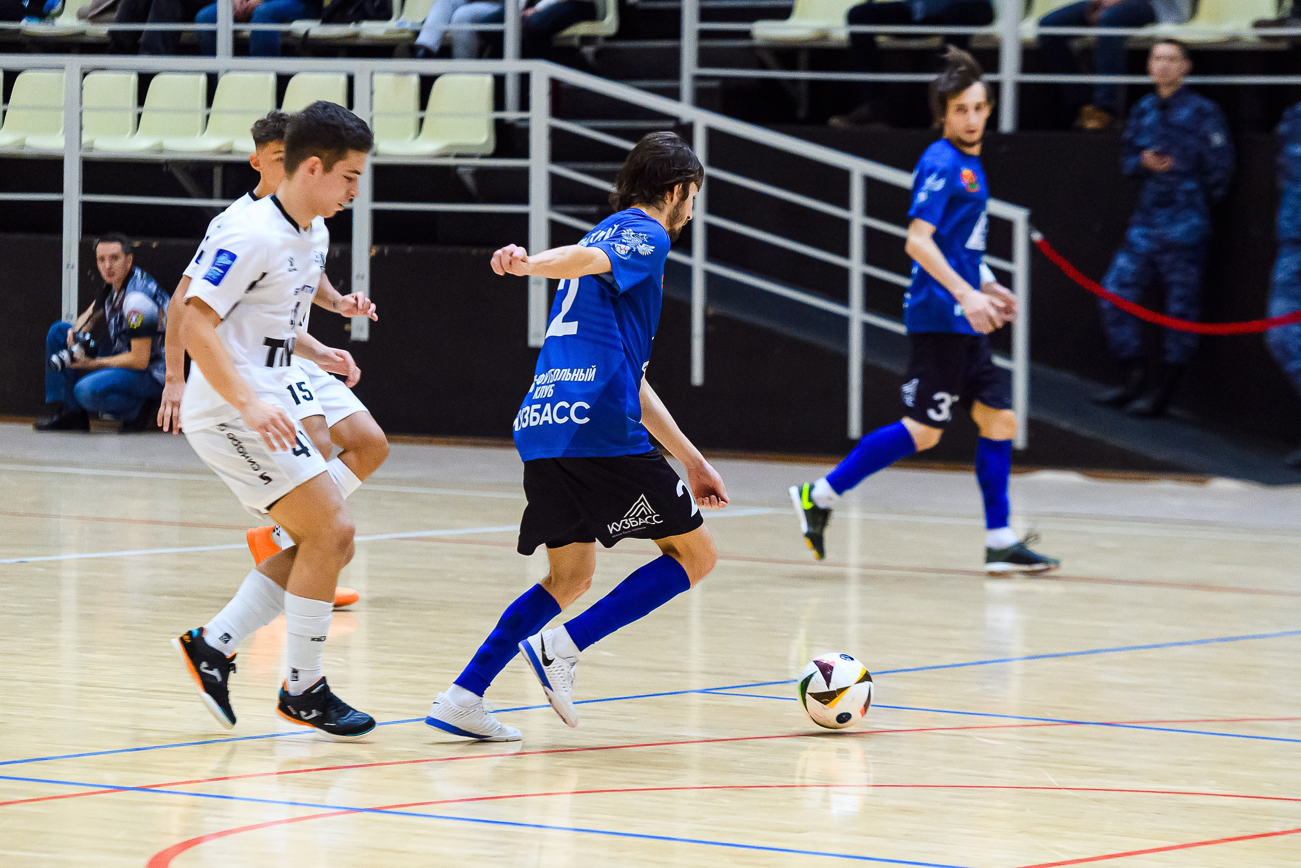 Высшая лига по футзалу — Сезон 2024-2025 — 2ой тур. Репортажный фотограф в Кемерово