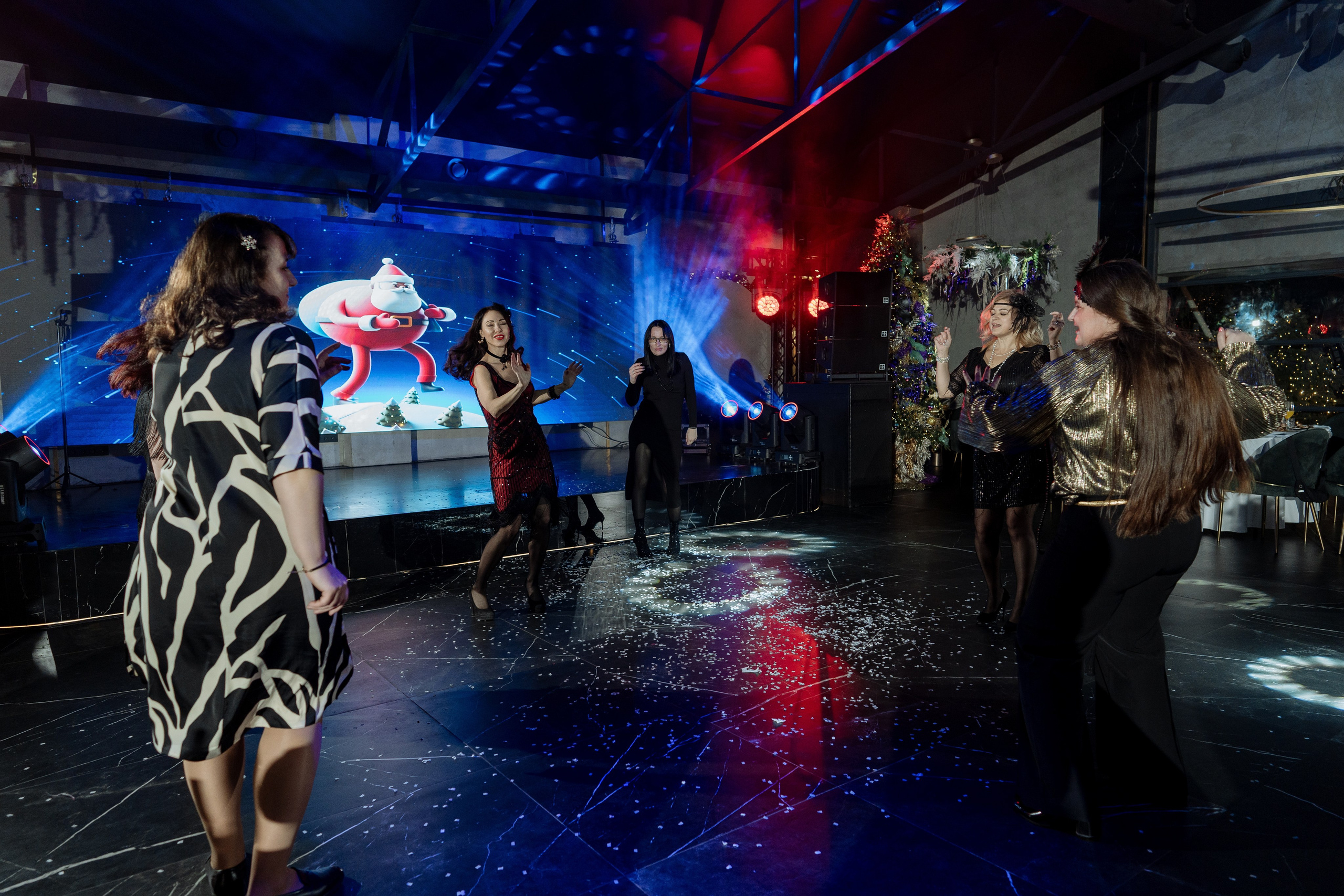 Альбион Тур