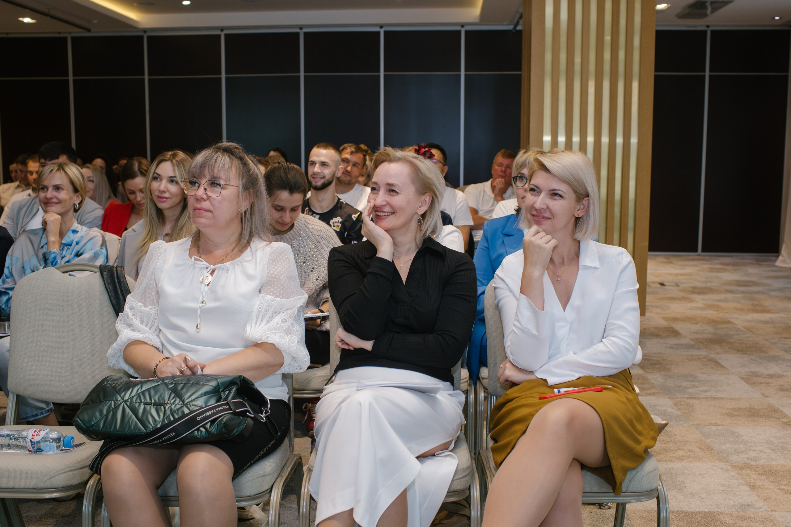 Деловые мероприятия. Фотограф Алексей Байков: репортажная, деловая и интерьерная фотосъёмка