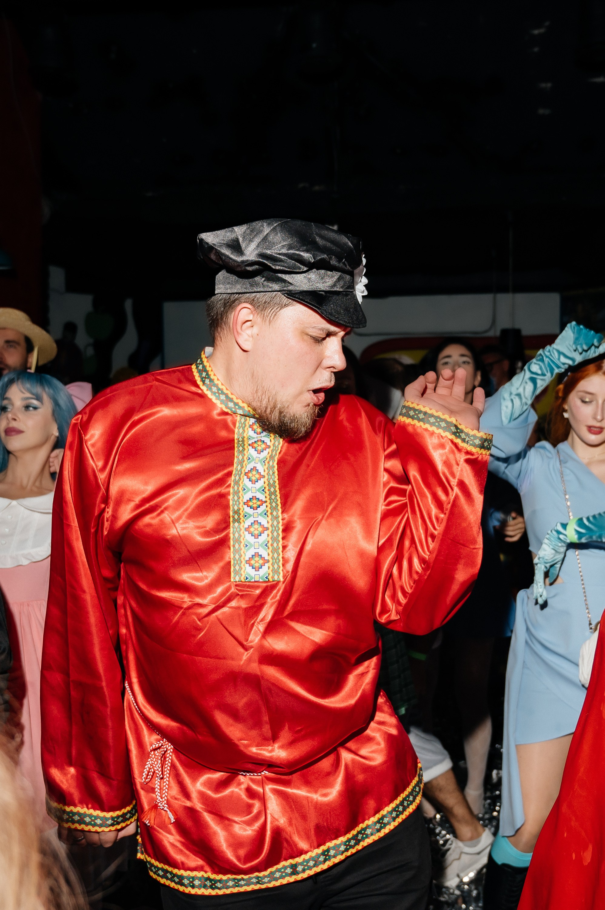 Репортажный фотограф на корпоратив и другие мероприятия. Свадебный и семейный фотограф в Краснодаре Марина Стёпа