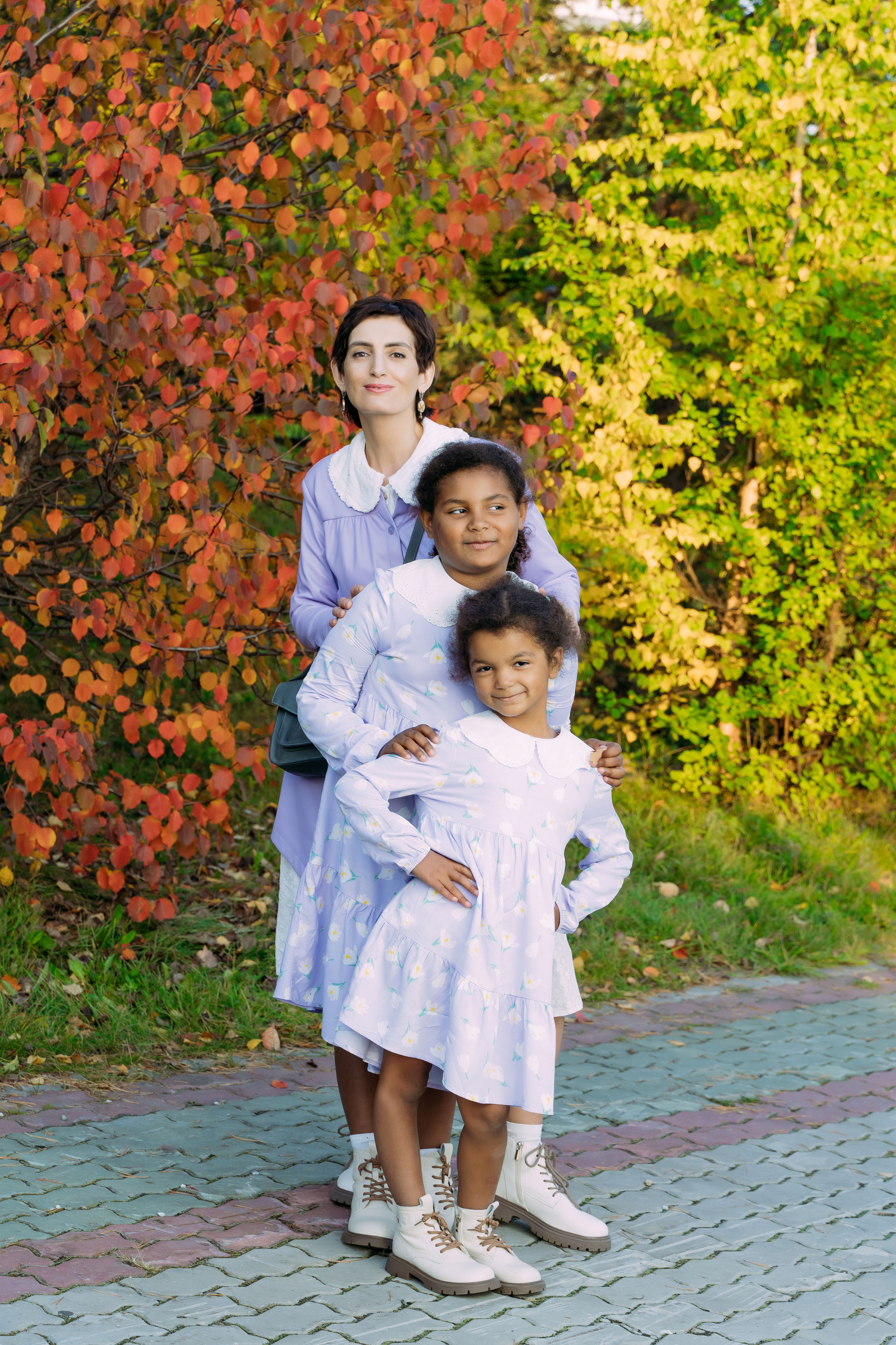 Осенняя фотосессия Оксаны и её дочерей. Семейный и детский фотограф в Нефтеюганске Виктория Кудрявцева