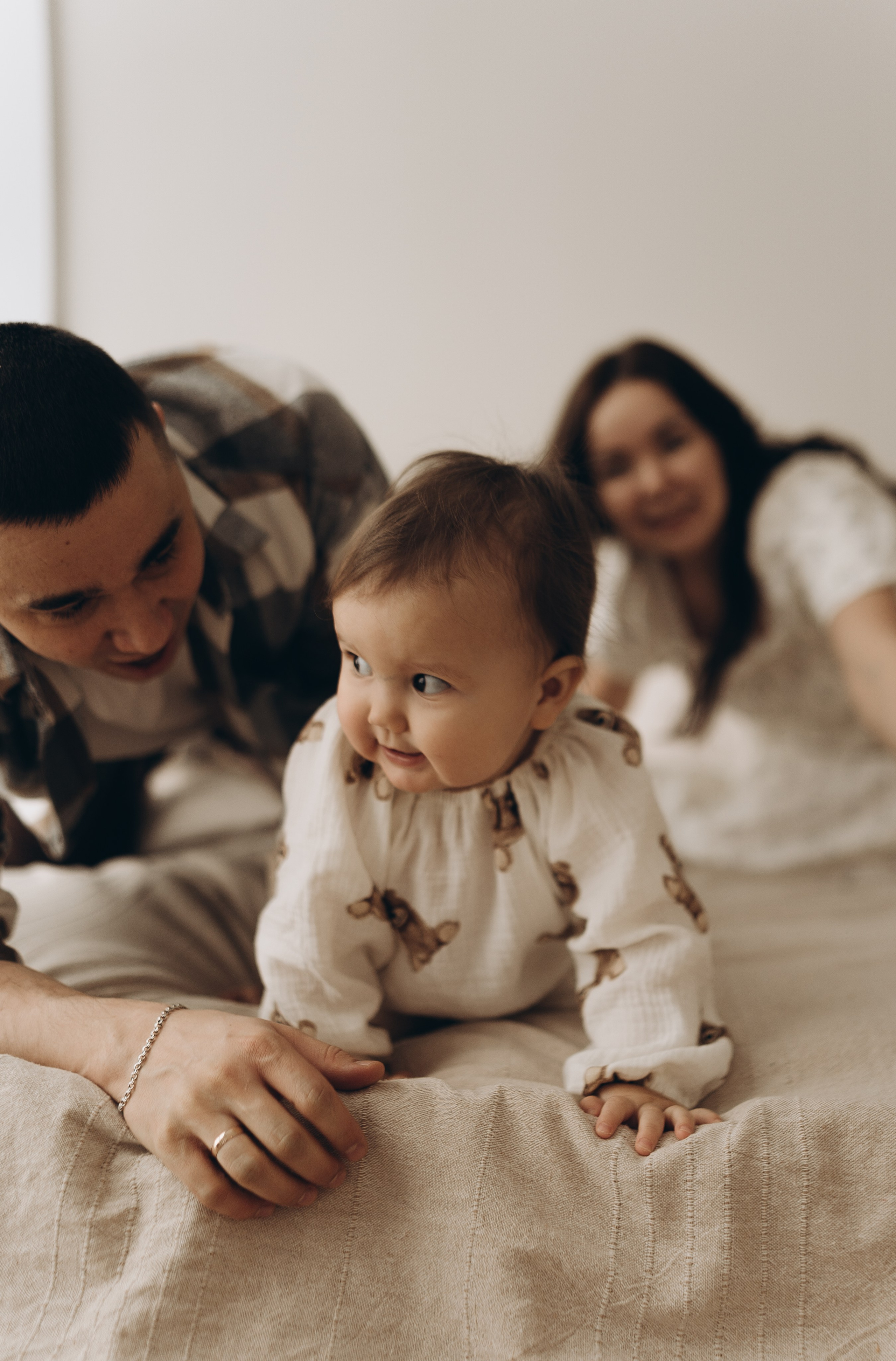 Лиана, Фаиль и Айлина. Семейный и домашний фотограф в Уфе Ирина Гарасюта