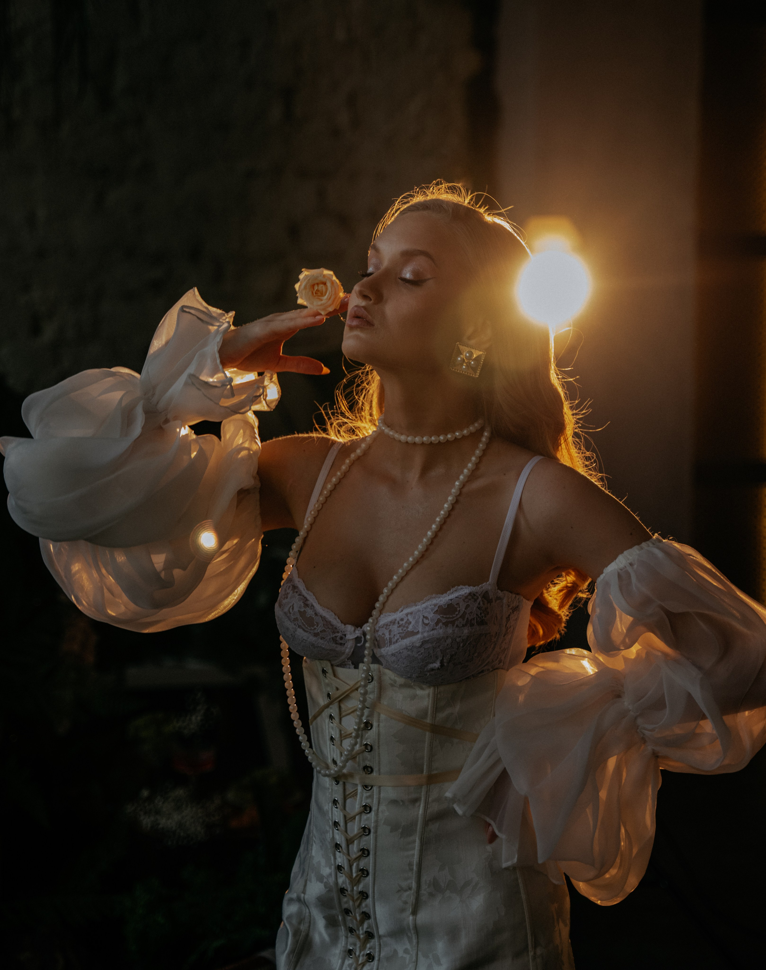 Невеста на пикнике в замке