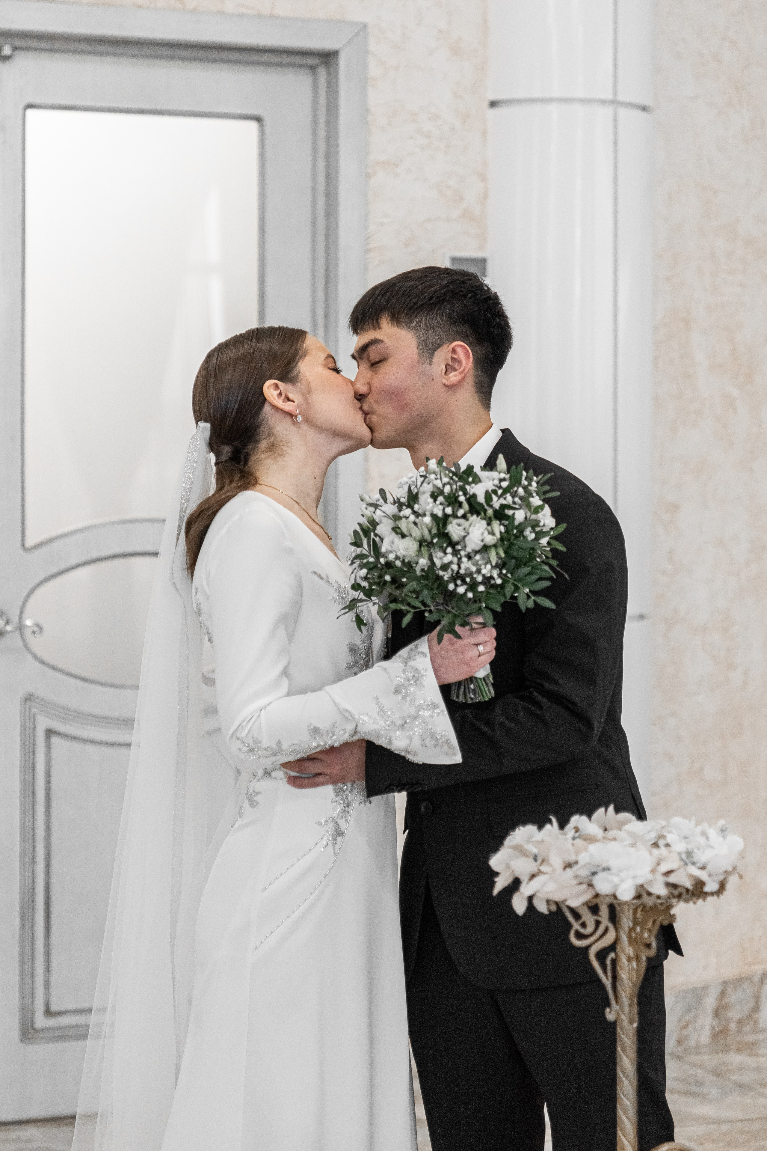 Артём и Лера 2025.12.25. Фотограф на Камчатке Анна Моргачёва. Семейные и детские съёмки