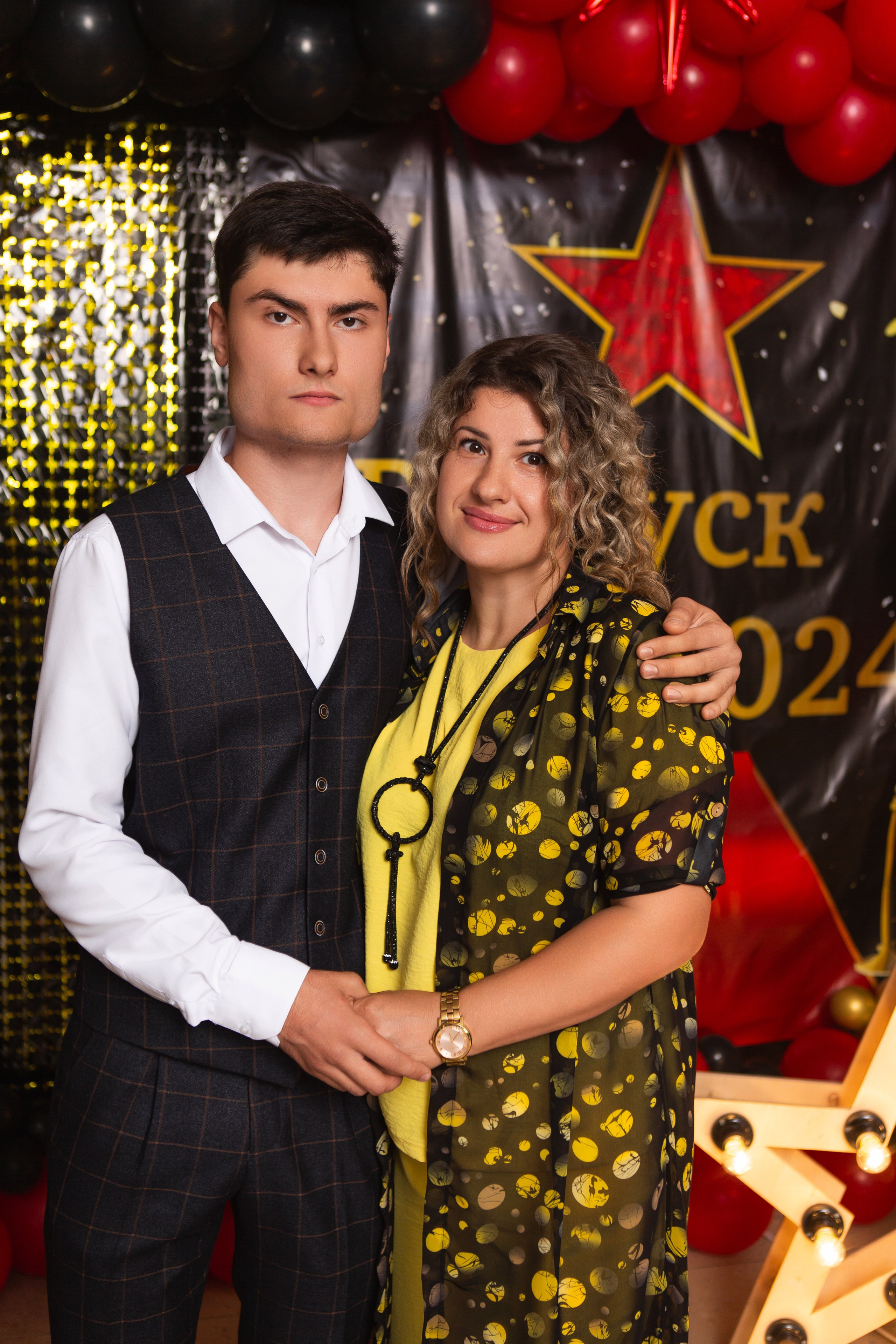 ФОТОСЕССИЯ С РОДИТЕЛЯМИ «ВЫПУСКНОЙ» 2024 г. 9 ШКОЛА г. МЦЕНСК. ТВОЙ АЛЬБОМ / ТВОИ ПРАВИЛА