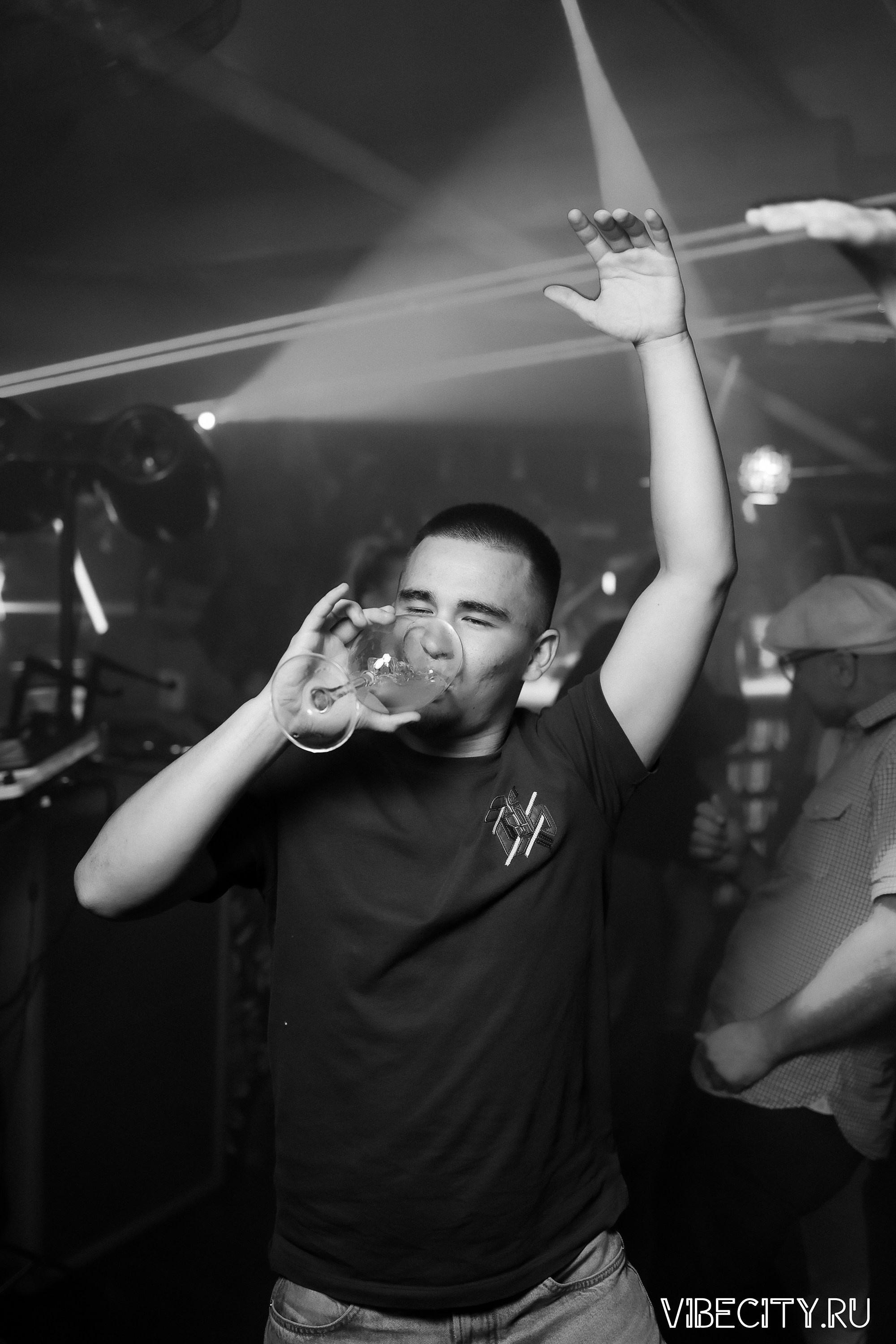 DOUBLE U. VIBECITY.RU Вайб Сити Ру Фоторепортажи Фотоотчеты Калининград