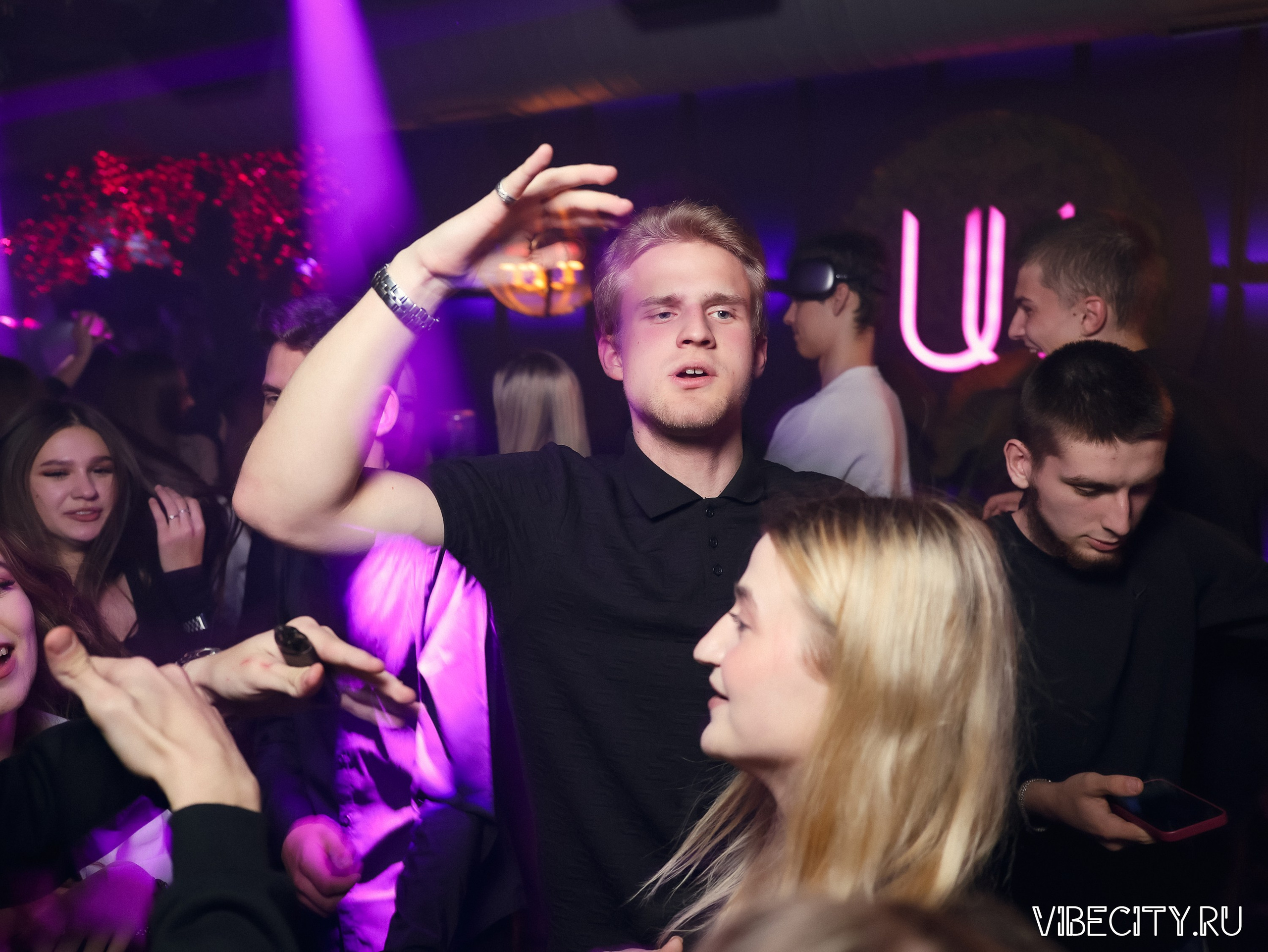 DOUBLE U. VIBECITY.RU Вайб Сити Ру Фоторепортажи Фотоотчеты Калининград