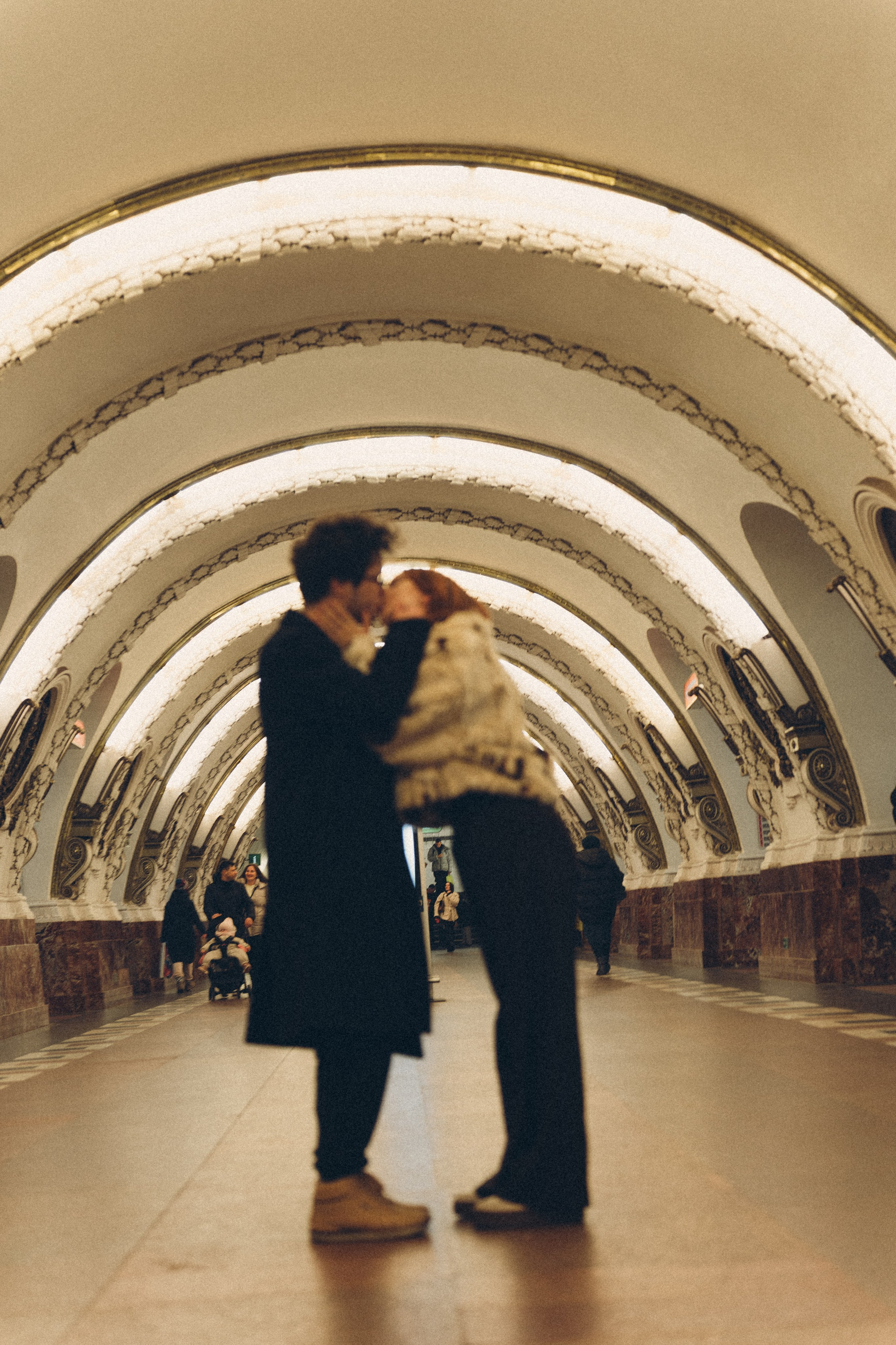НОВОГОДНЯЯ ФОТОСЕСИИЯ ПАРЫ В МЕТРО ЛЮБОВЬ. Профессиональный фотограф, Санкт-Петербург — Виктория Богомолова
