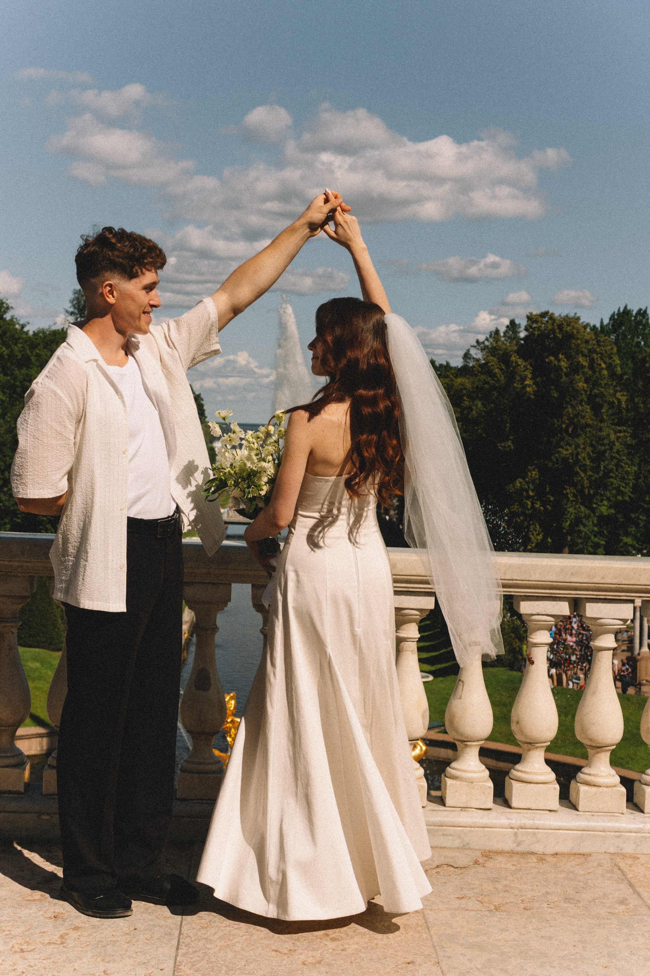 СВАДЕБНАЯ СЬЕМКА В ПЕТЕРГОФЕ И СЬЕМКА РЕПОРТАЖА В ЗАГСЕ ПЕТЕРГОФА. Профессиональный фотограф, Санкт-Петербург — Виктория Богомолова