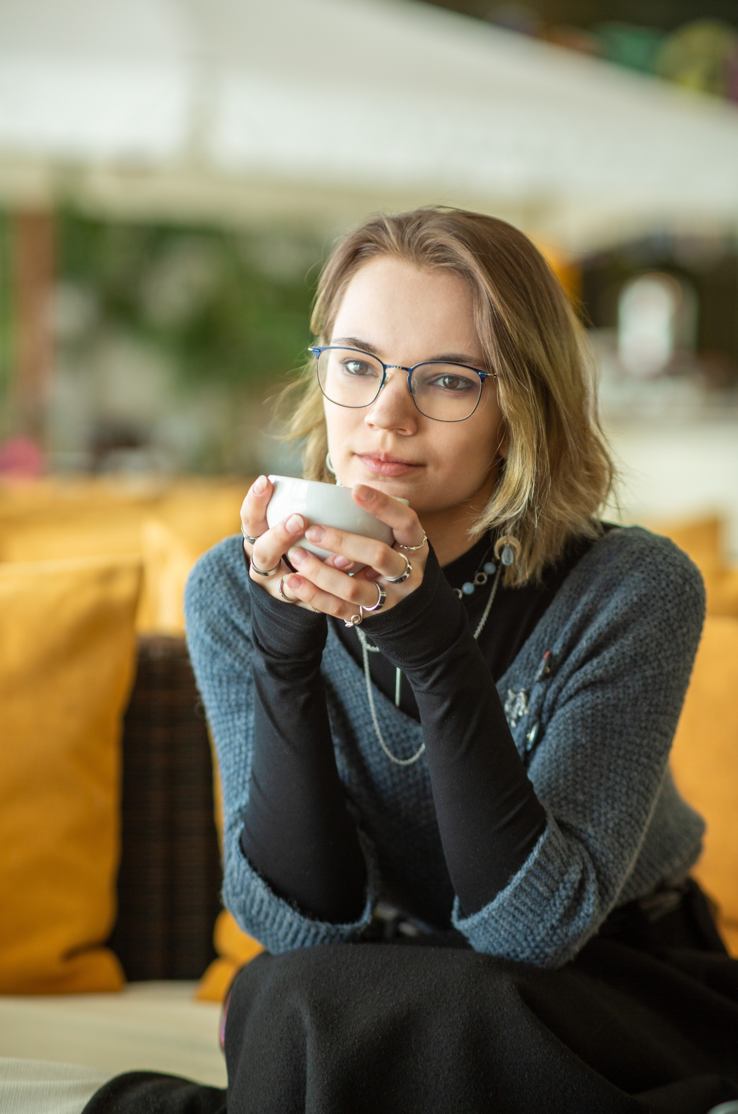 Грустная девчонка. Репортажный, семейный, свадебный, портретный фотограф