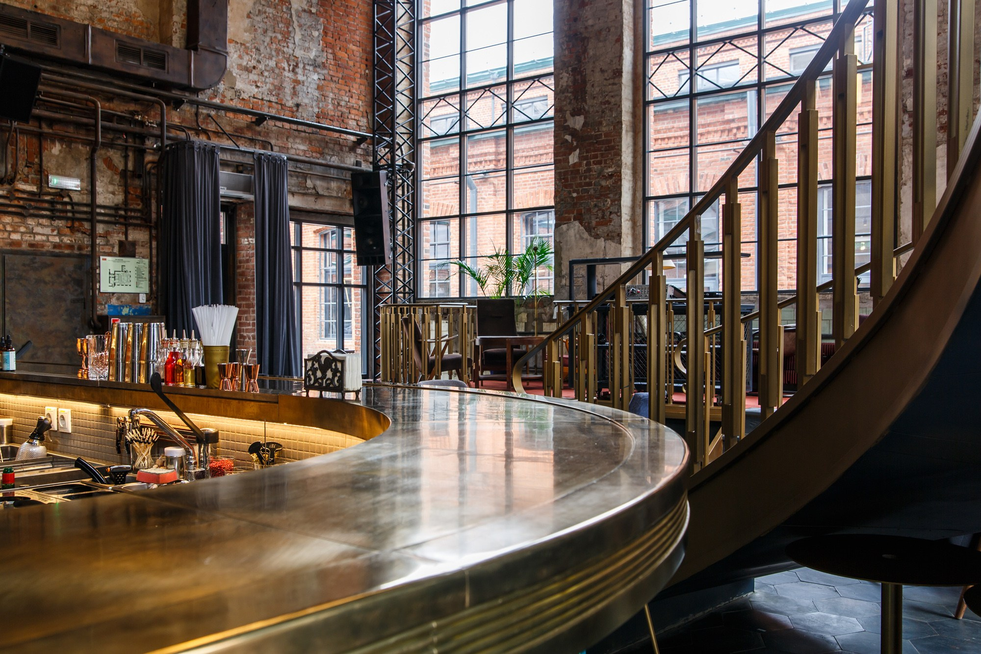 Котельная. Фотограф Ксения Колесникова. Интерьерная и портретная съемка в Москве