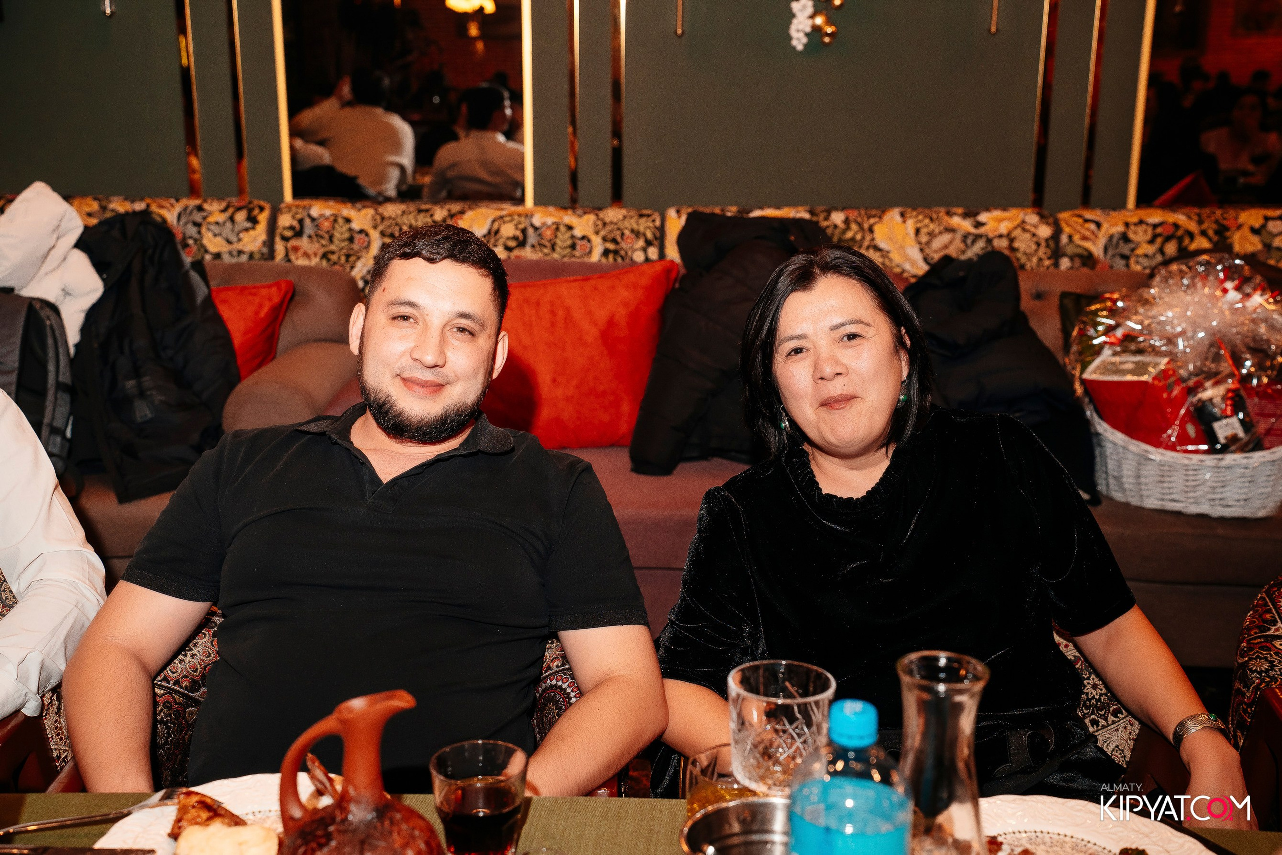 РЕСТОРАН ВЕСЕЛИДЗЕ НА ШЕВЧЕНКО. КИПЯТКОМ АЛМАТЫ! Фотосъемка мероприятий в Алматы