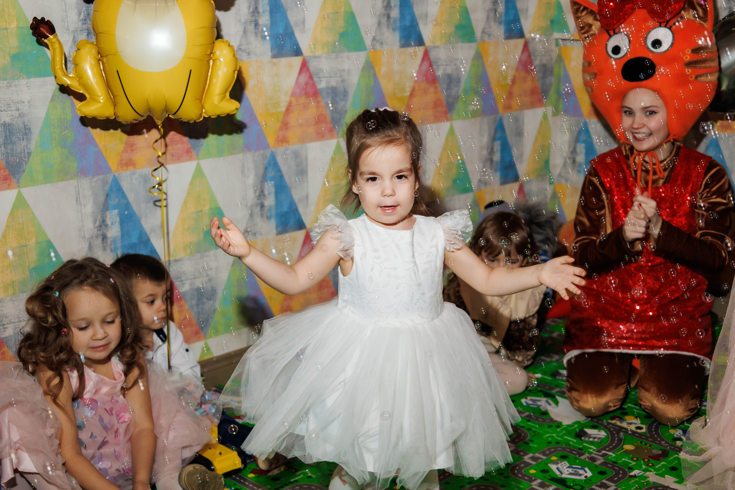 День рождения в ресторане. Фотограф в Москве Дмитрий Емельянов