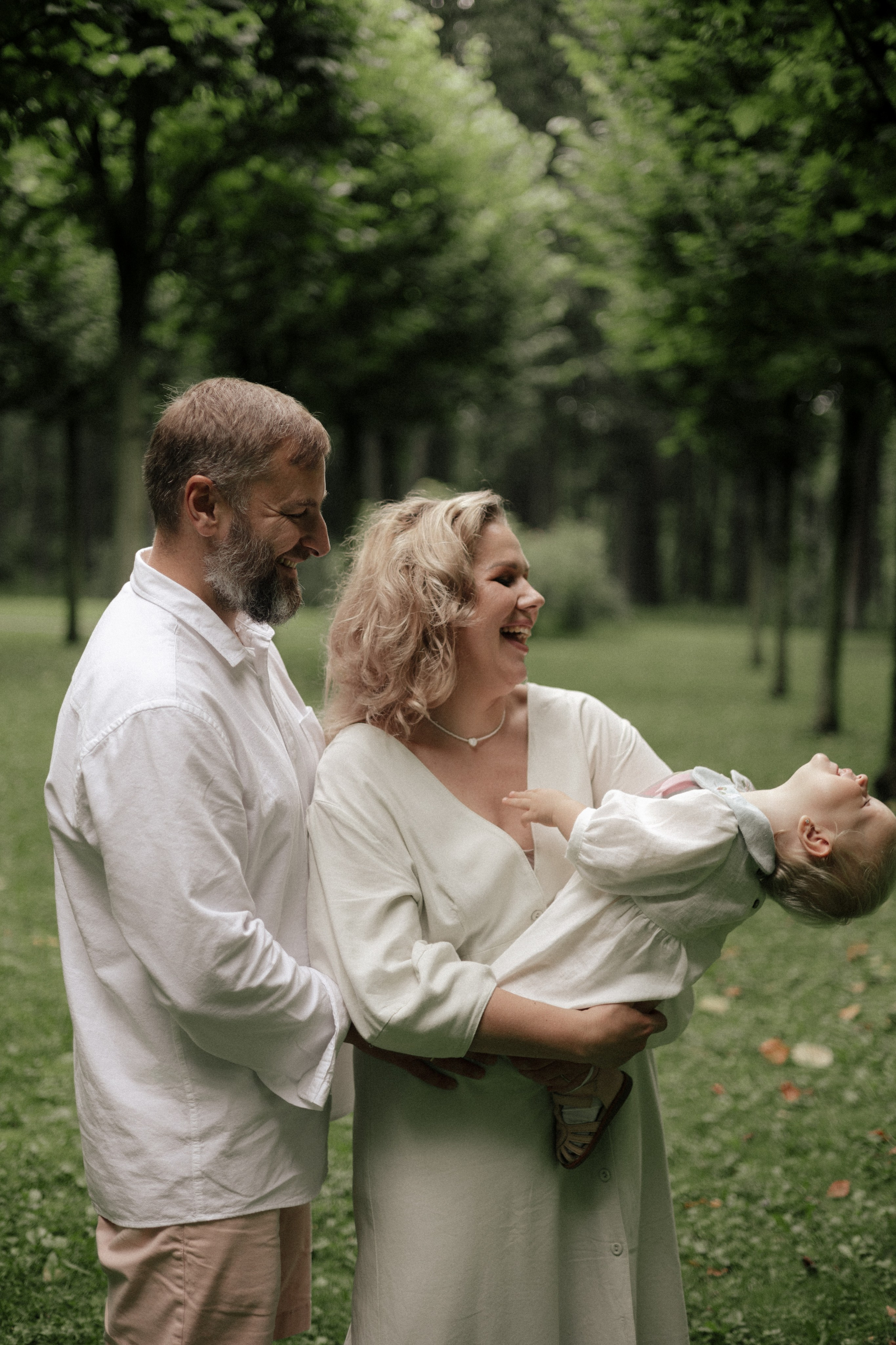 Семейная фотосессия в Оставьевском парке. Свадебный и портретный фотограф в Москве Анастасия Масюк