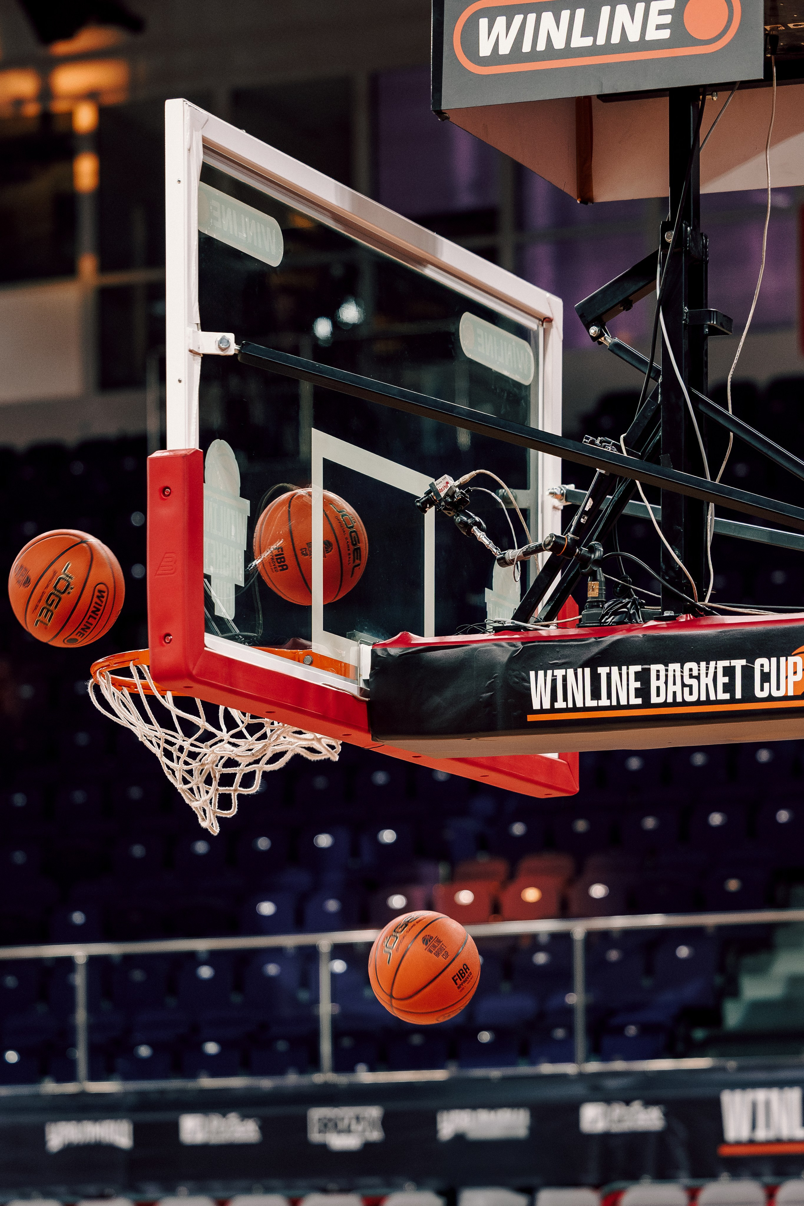 Winline Basket Cup — УРАЛМАШ — УНИКС. Лёшка Варзегов — фотограф