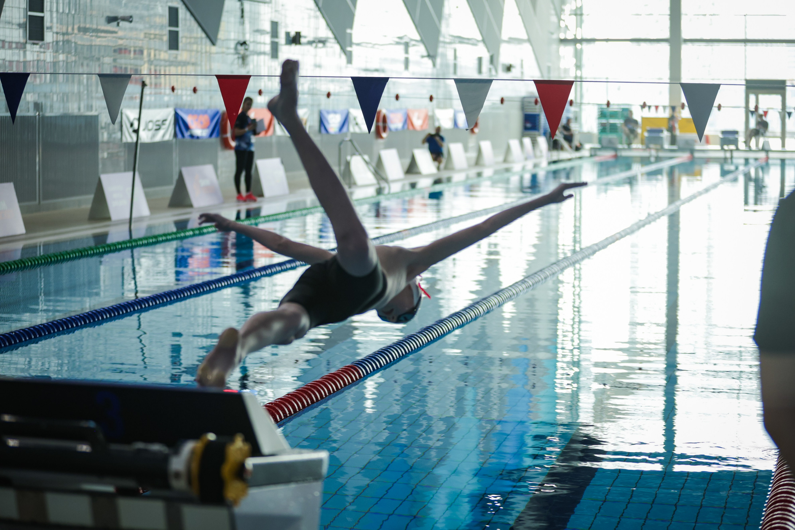 Соревнования по плаванию «Гонки ракет 2026». Александра Мельниченко/ Бегающий фотограф