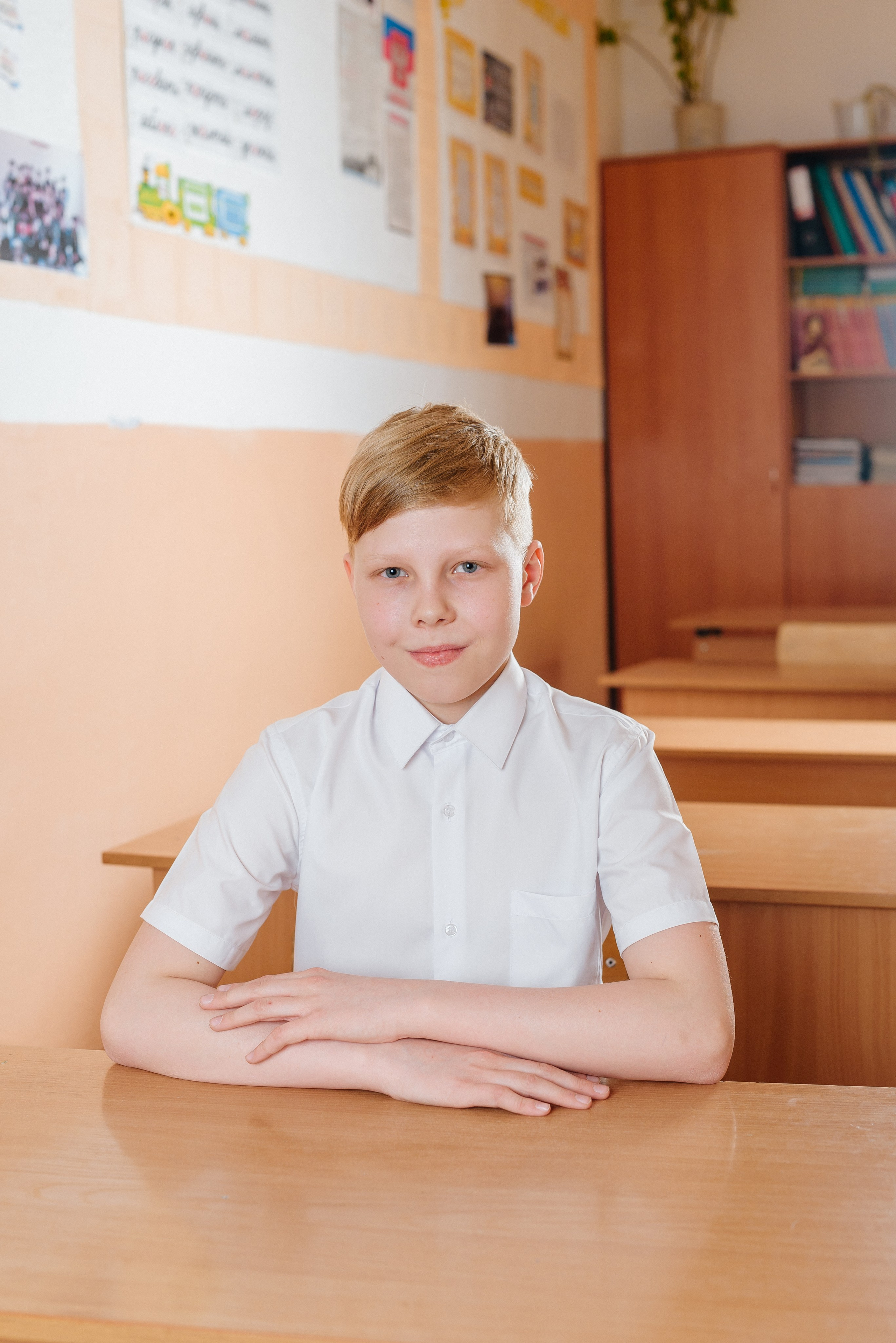 Портреты за партой. Семейный фотограф в Барнауле