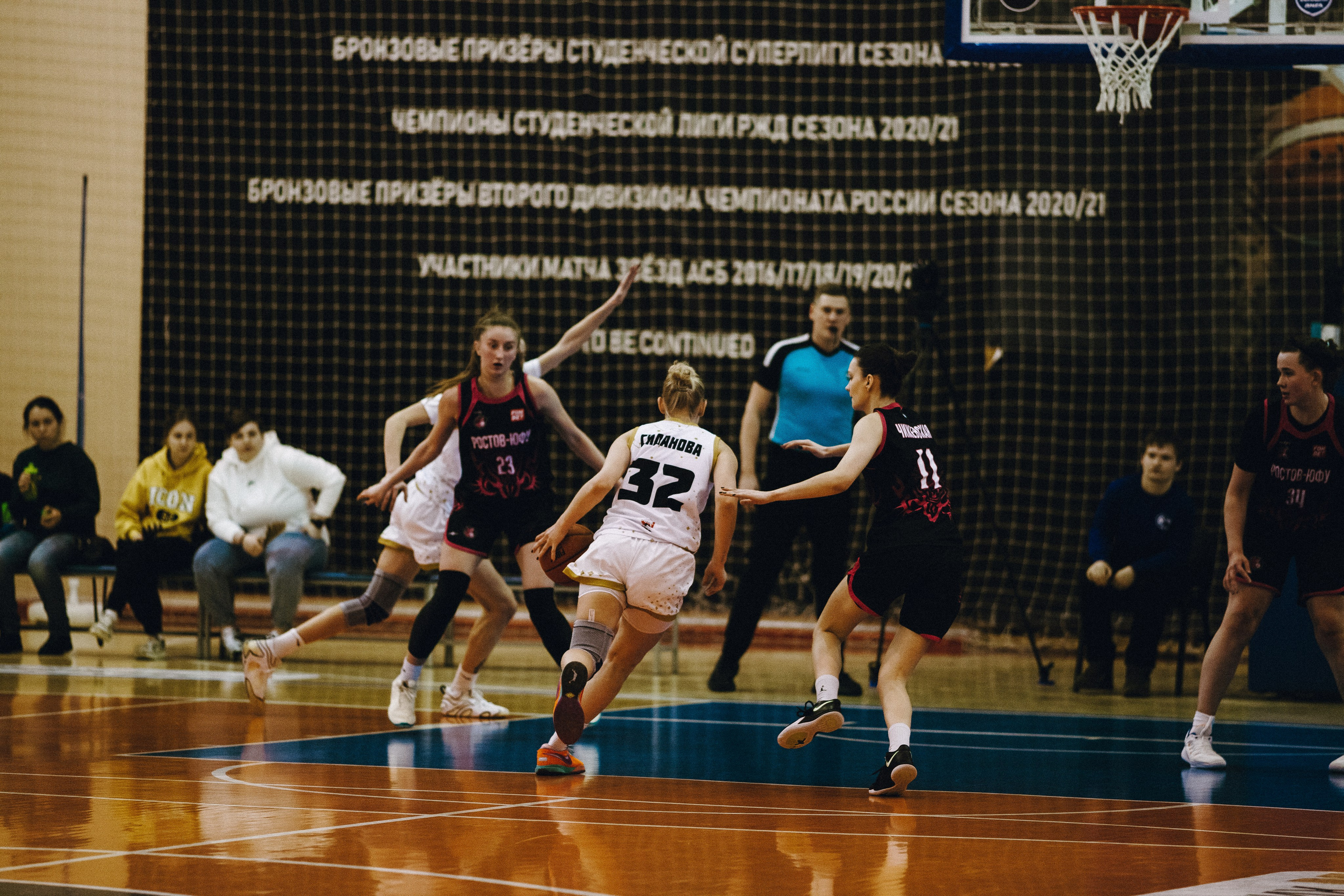 ЧГУ-Атланта — Ростов-ЮФУ / 2 игра. Фотография