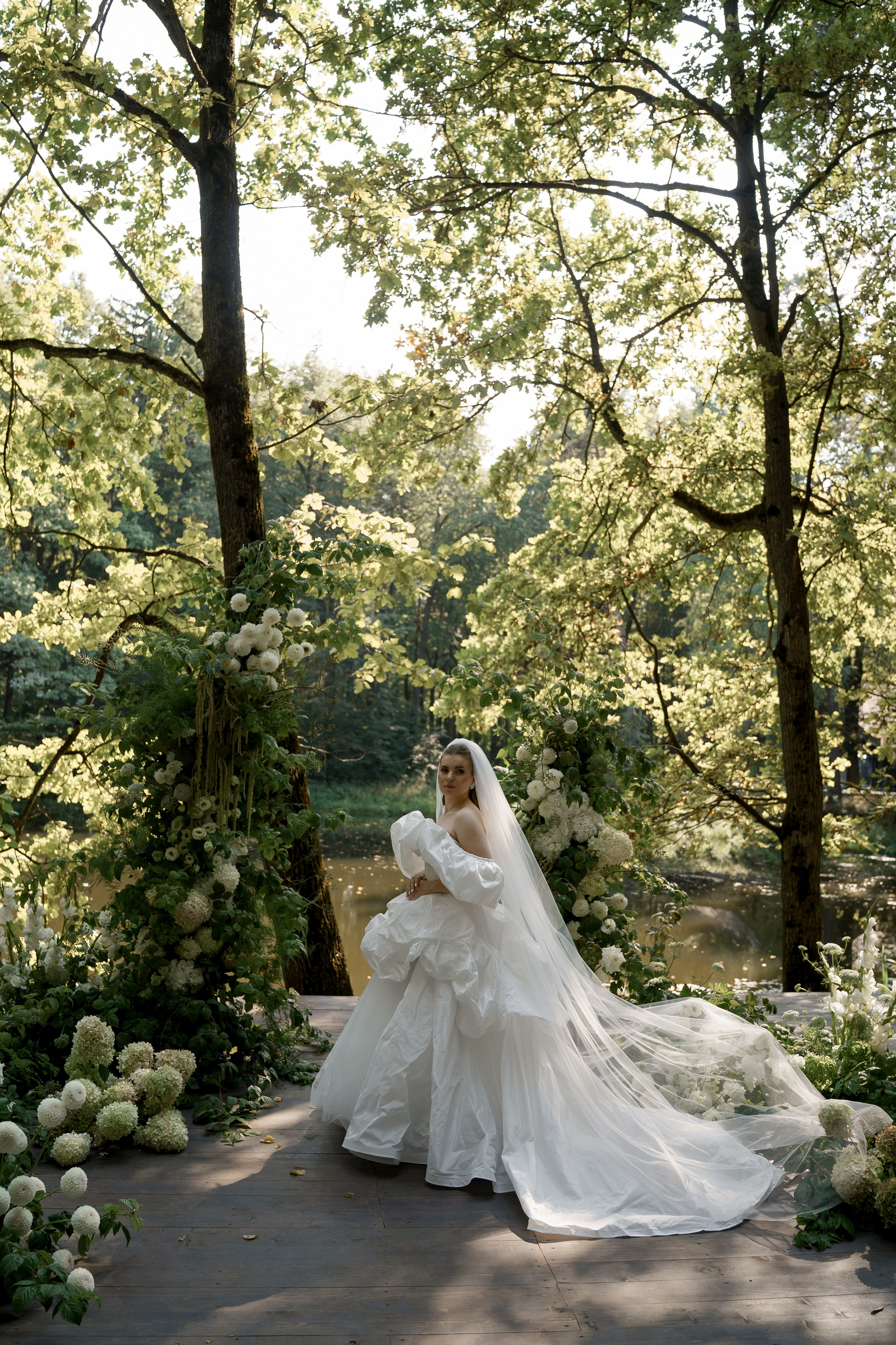 Лес Ивент хаус. Свадебный фотограф Губина Марина