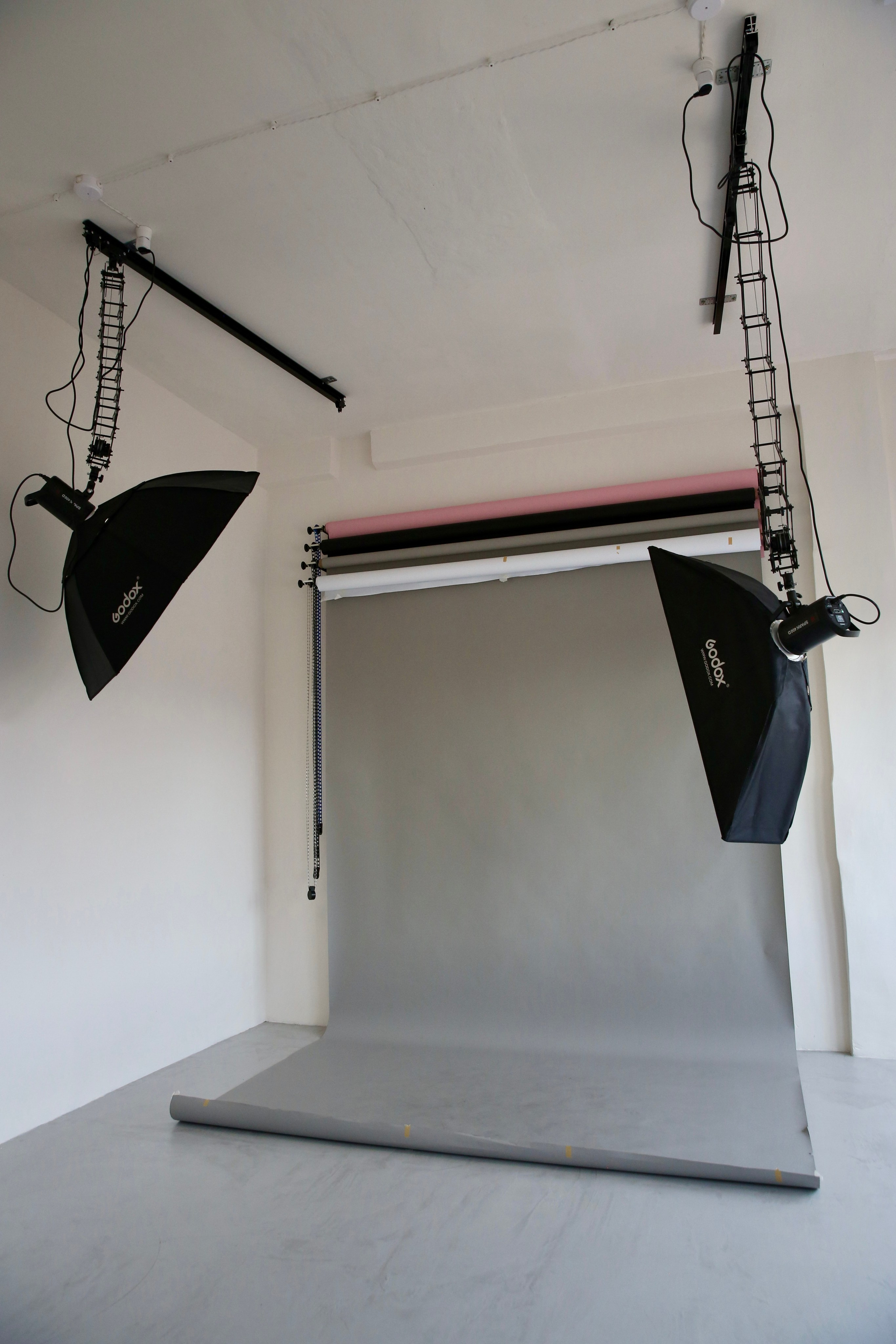 Услуги. Фотостудия Kstaty Kisel в городе Выкса. Студия с зеркалом и циклорамой