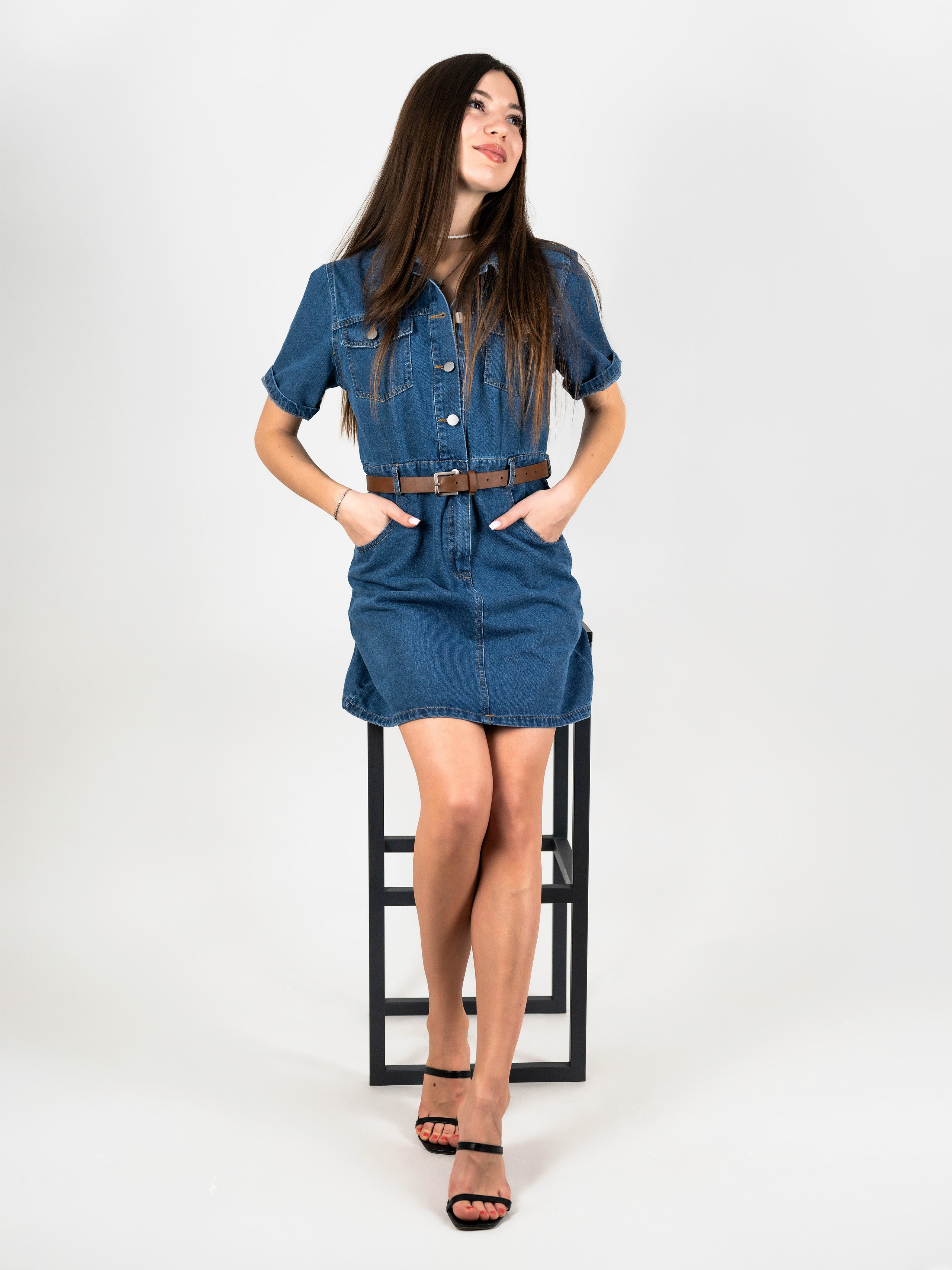 Съемка джинсового костюма для маркетплейсов. Олейник Денис — предметный фотограф, фотограф для маркетплейсов в Казани