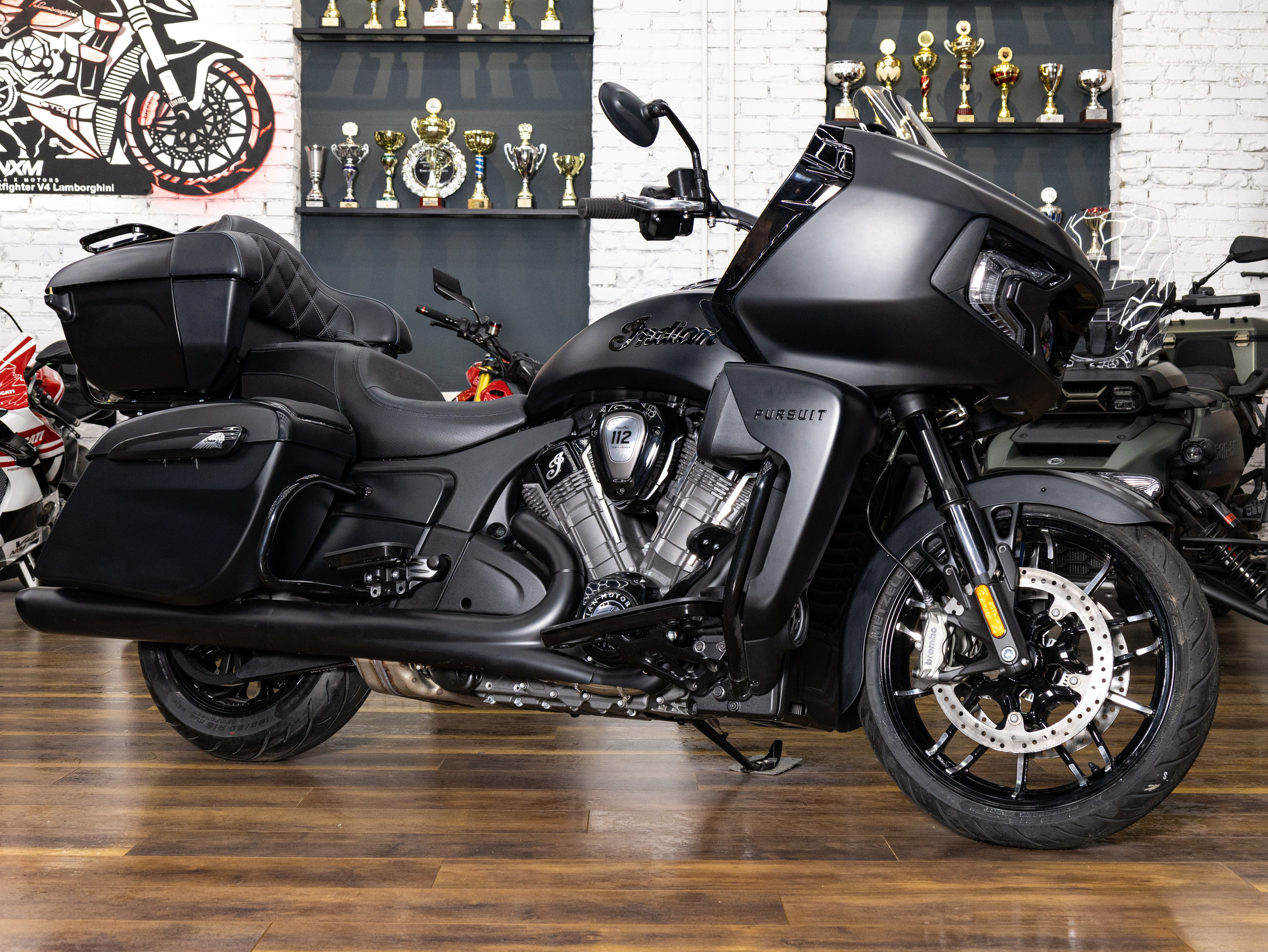 Фотосессия с мотоциклами и автомобилями. Предметный фотограф в Москве и Московской области