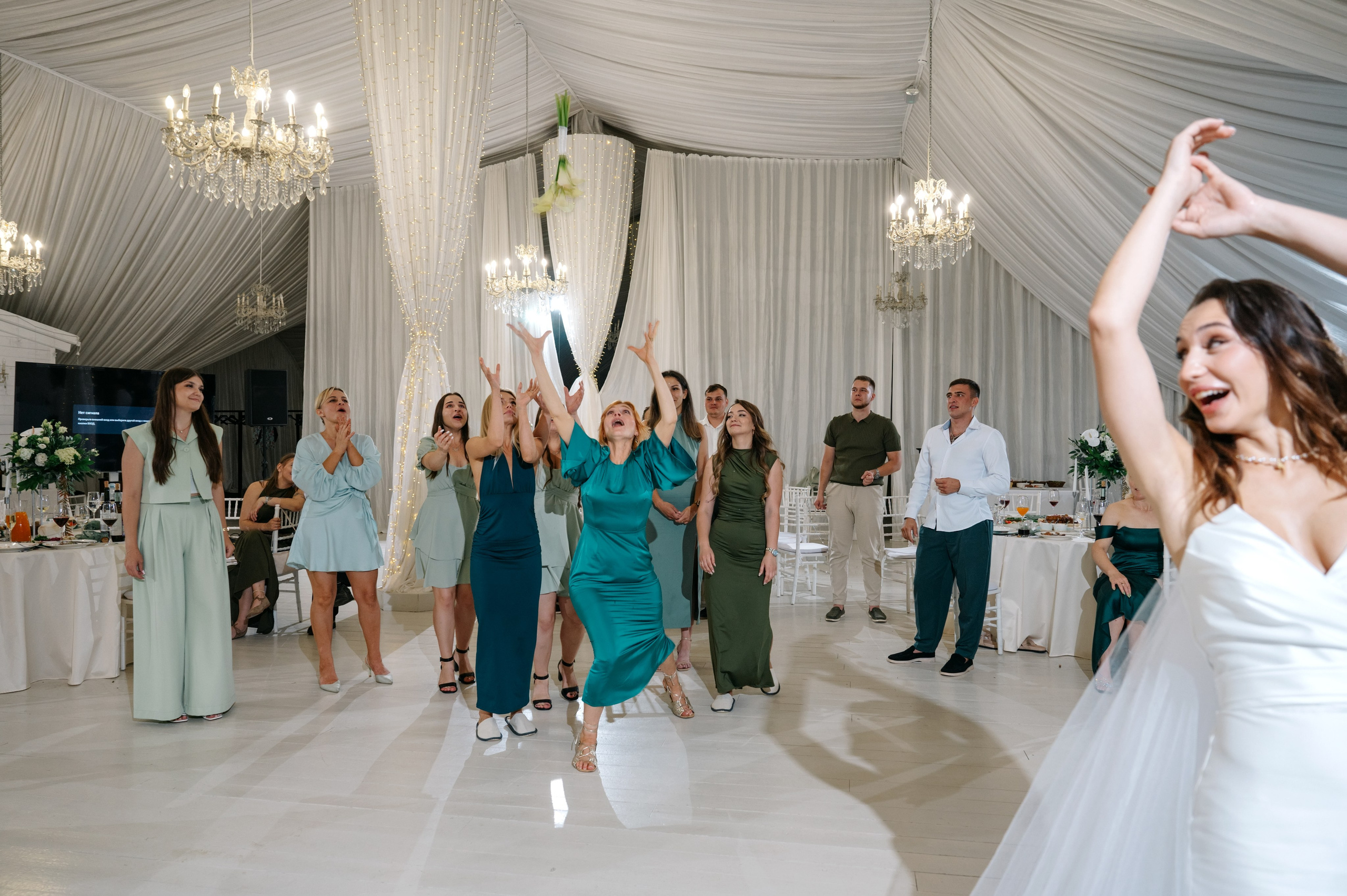 Свадьба в Гребнево в Трубецком. Свадебный и семейный фотограф Виктория Носачёва. Щелково, Москва и МО