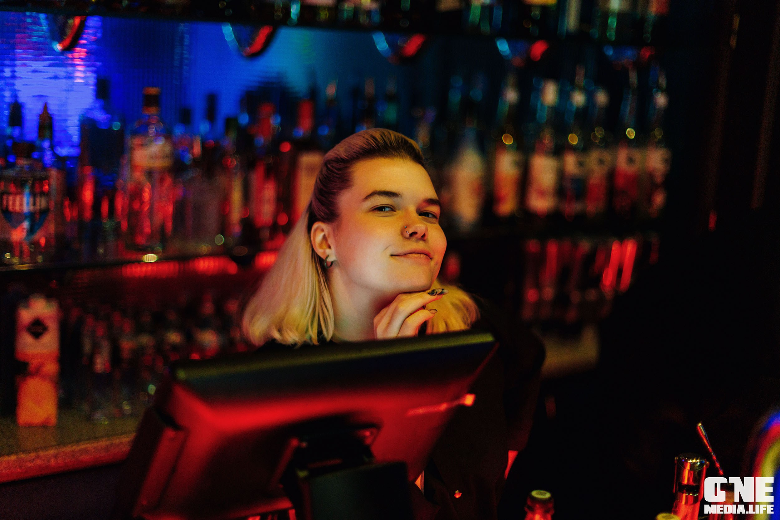 Фоторепортаж из Планеты. One Media Life: фоторепортажи, фотоотчеты с мероприятий и заведений