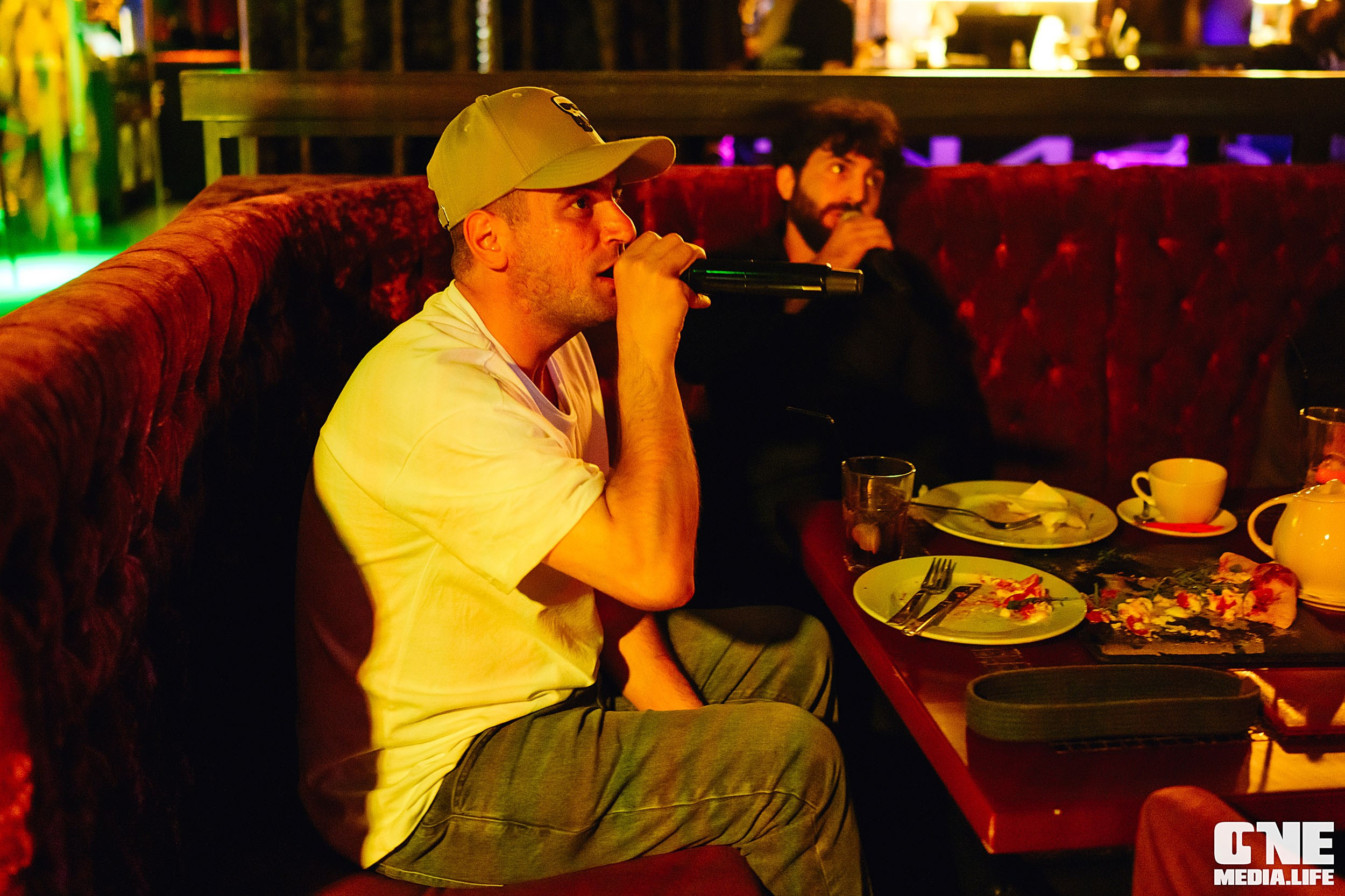 Фоторепортаж из караоке-клуба Эйфория. One Media Life: фоторепортажи, фотоотчеты с мероприятий и заведений